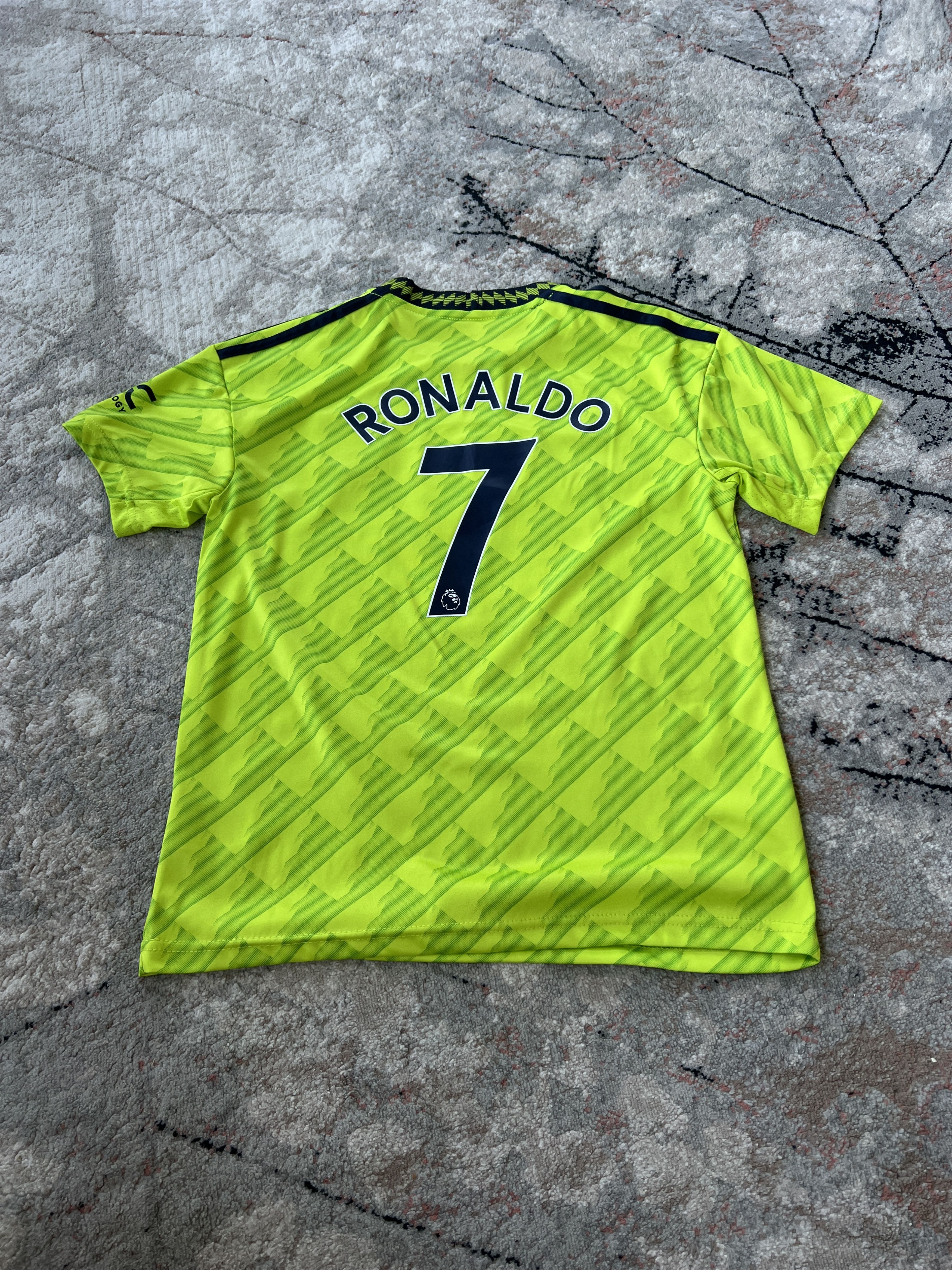 Adidas Adidas Manchester United Ronaldo 7 Jersey Size 4XL / US 24-26 - 4 Thumbnail