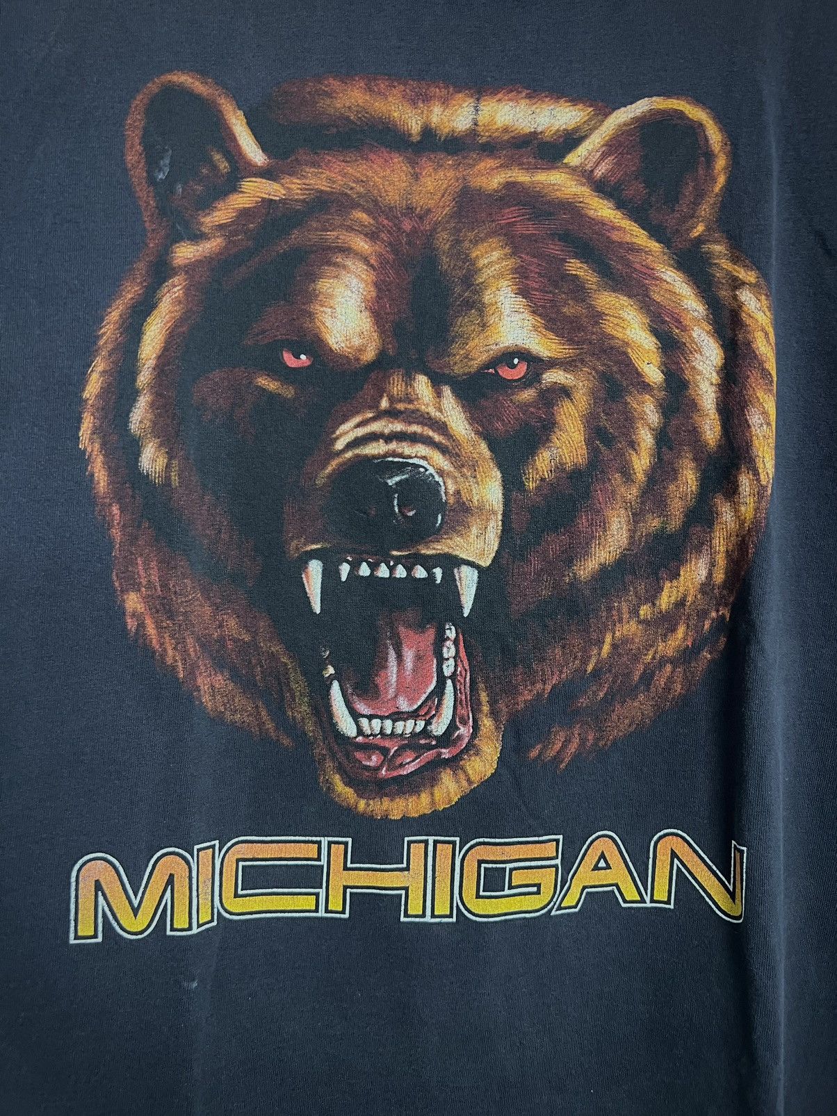 Vintage Vintage + Faded Michigan Bear Tee Shirt Size US XL / EU 56 / 4 - 3 Thumbnail