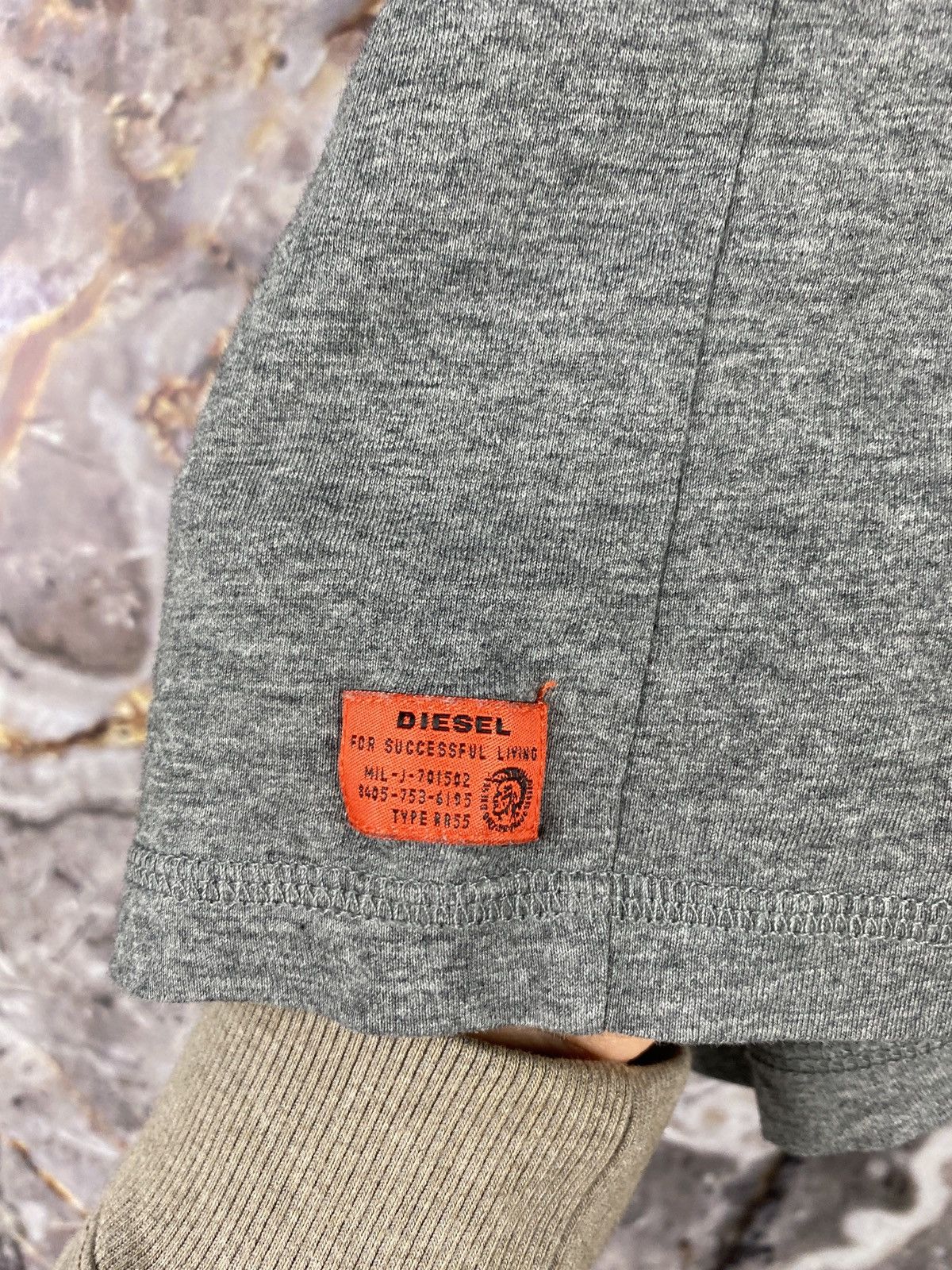 Diesel × Vintage Women’s Diesel T-Shirt Streetwear Size XS Size XS / US 0-2 / IT 36-38 - 8 Thumbnail