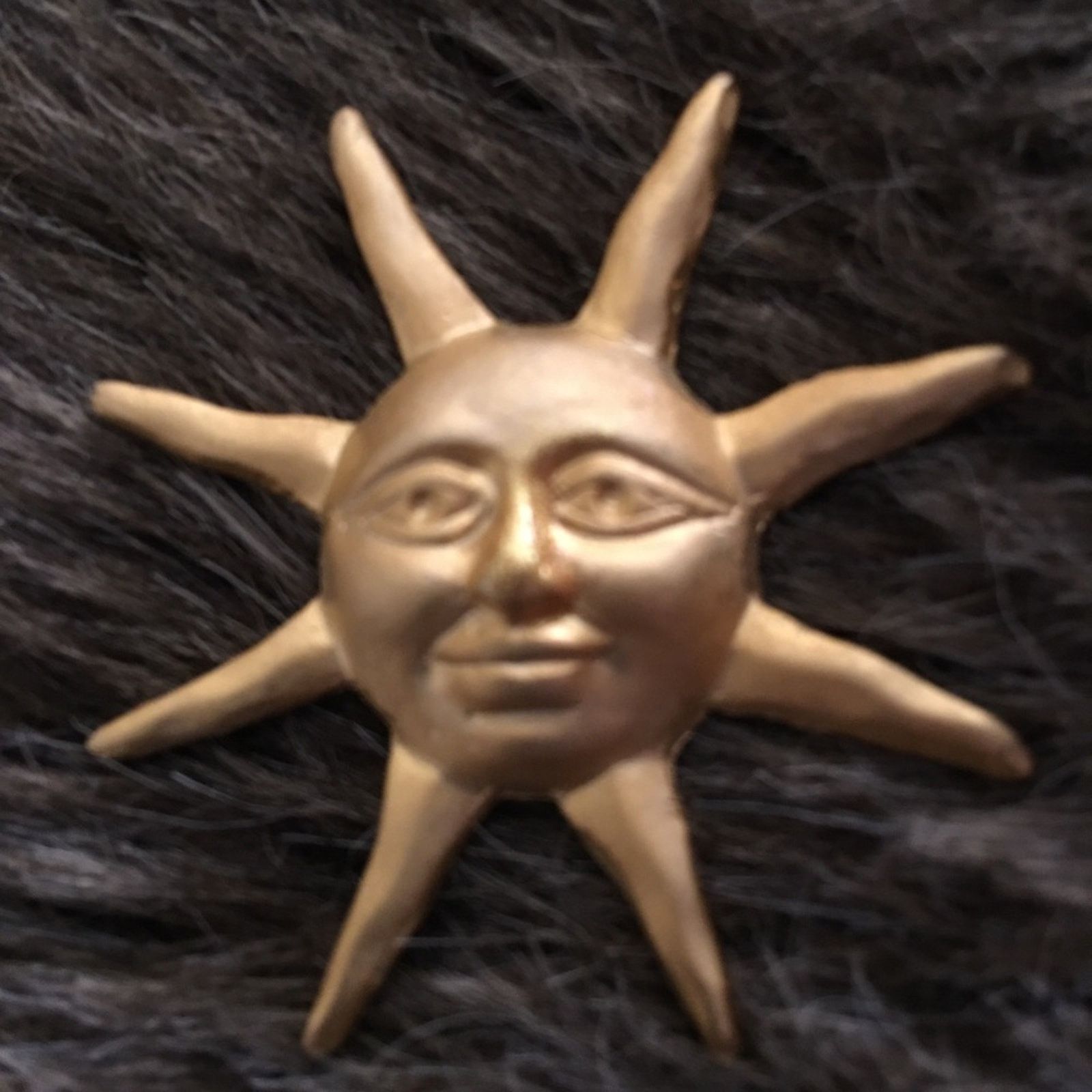 Vintage Vintage gold painted sun tac pin brooch Size ONE SIZE - 3 Thumbnail