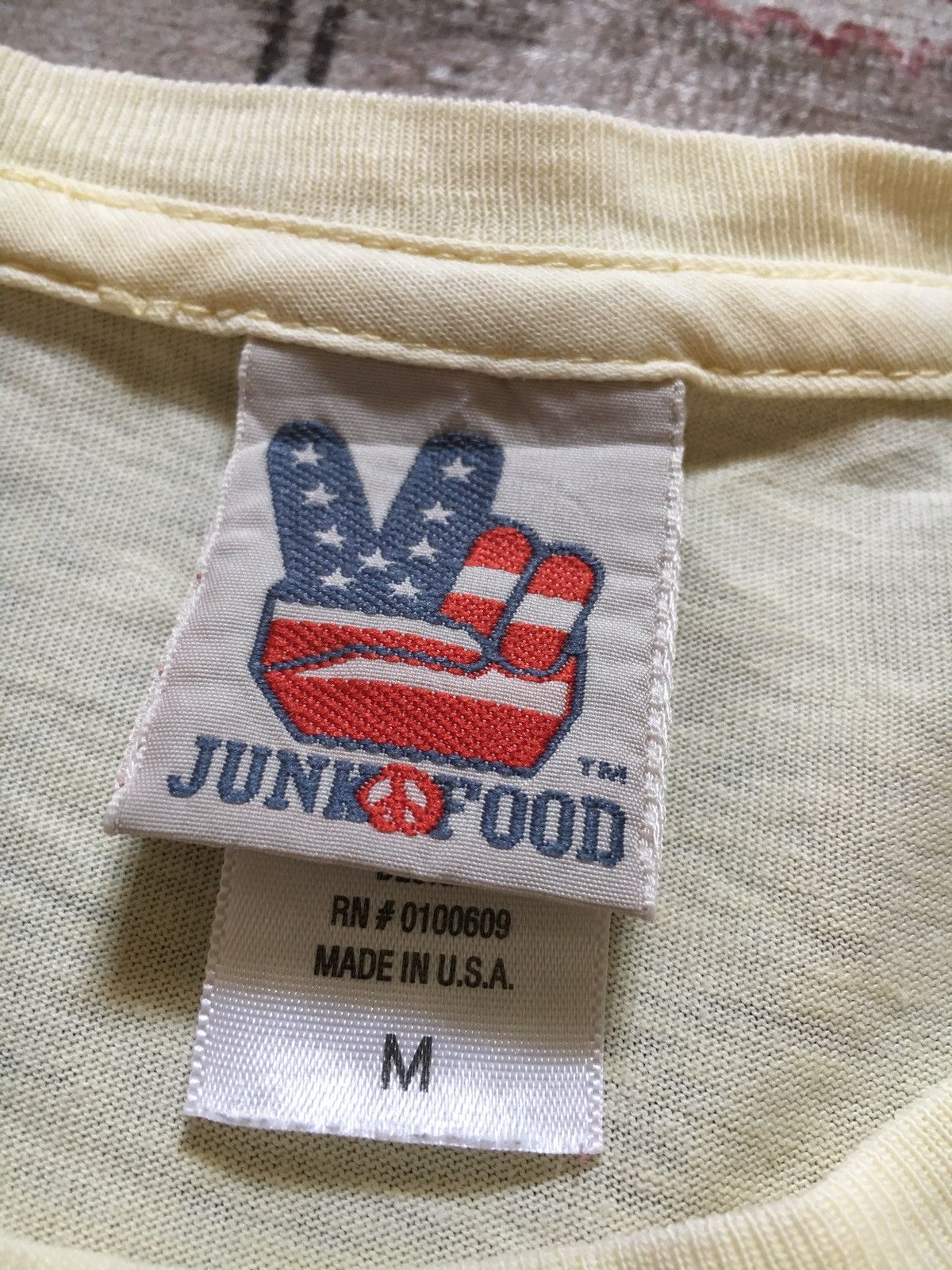 DC Comics × Junk Food × Vintage DC Comics Junkfood T Shirt Size US M / EU 48-50 / 2 - 4 Thumbnail