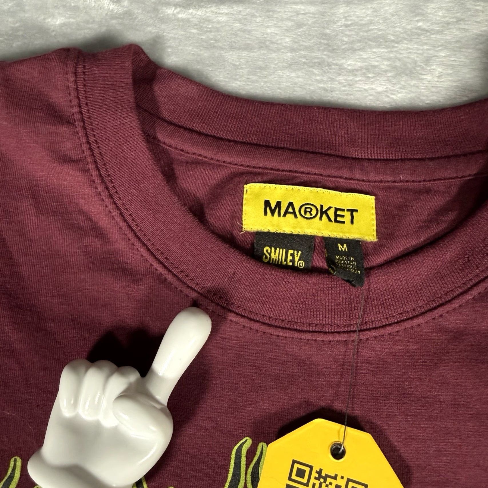 Market Market T Shirt Mens Medium Long Sleeve Graphic Print Burgundy New Size US M / EU 48-50 / 2 - 2 Thumbnail