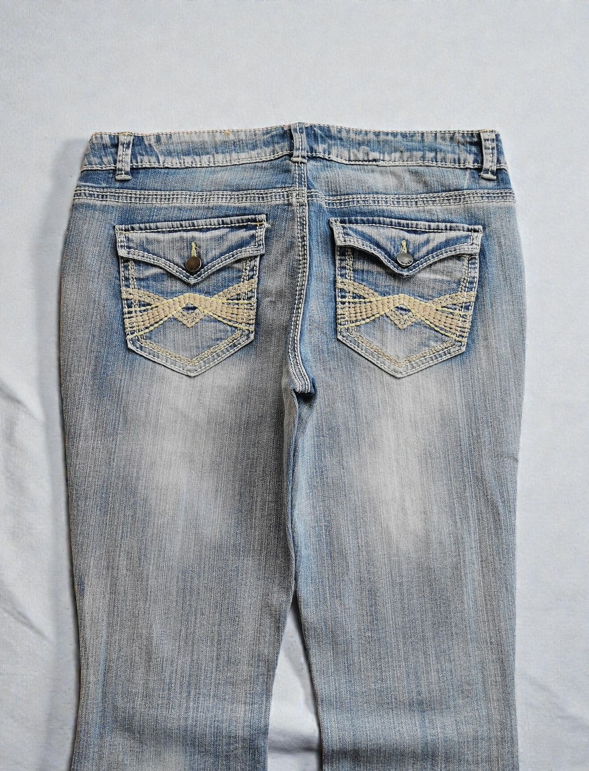 Le Grande Bleu (L.G.B.) Mudd Bootcut Flared Distressed Women Jeans LGB Size 33" - 6 Thumbnail