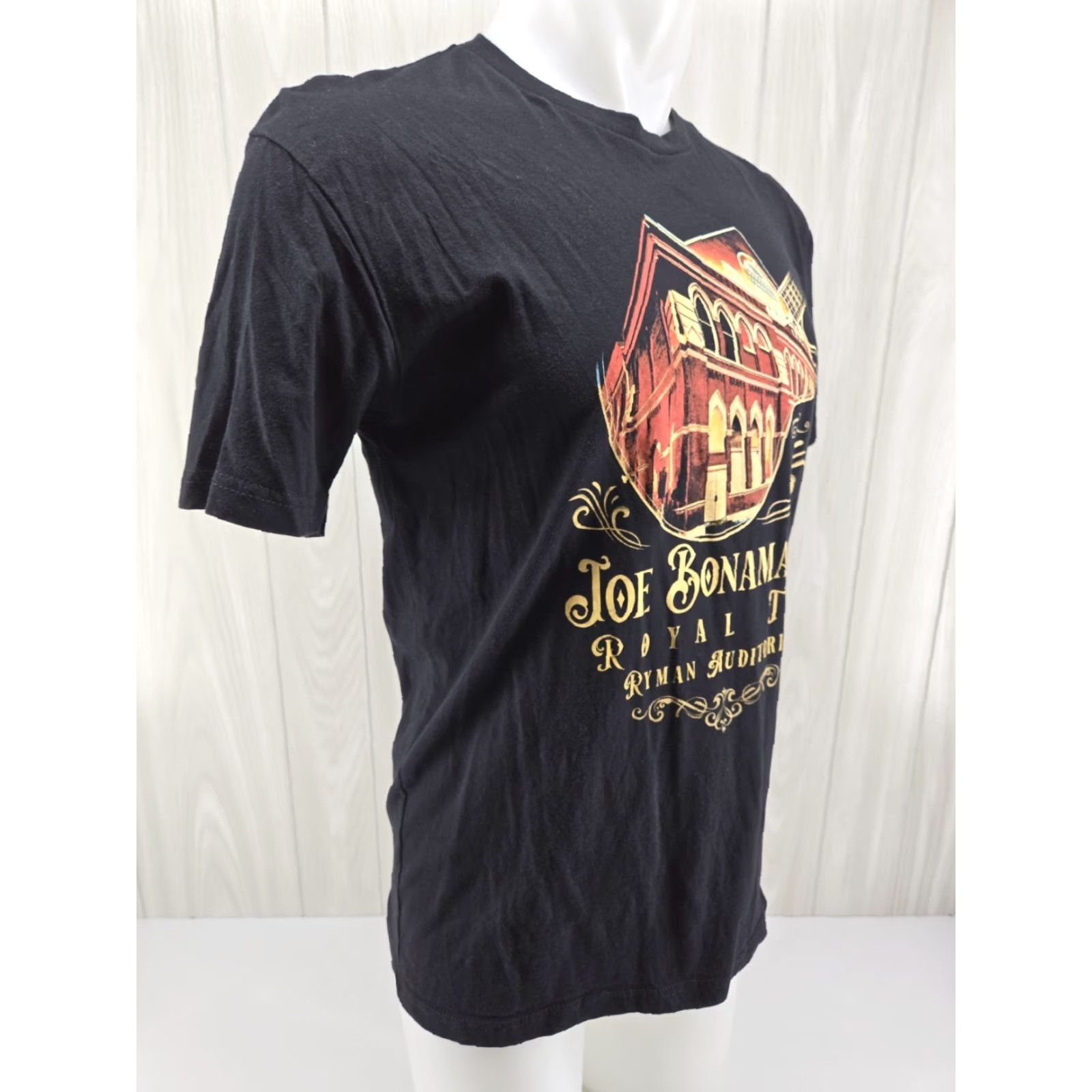 Vintage VINTAGE Joe Bonamassa Royal Tea, Ryman Auditorium 2020 Black T-Shirt MEDIUM Shirt Mens - Joe Bonamassa 2020 Concert Size US M / EU 48-50 / 2 - 6 Thumbnail