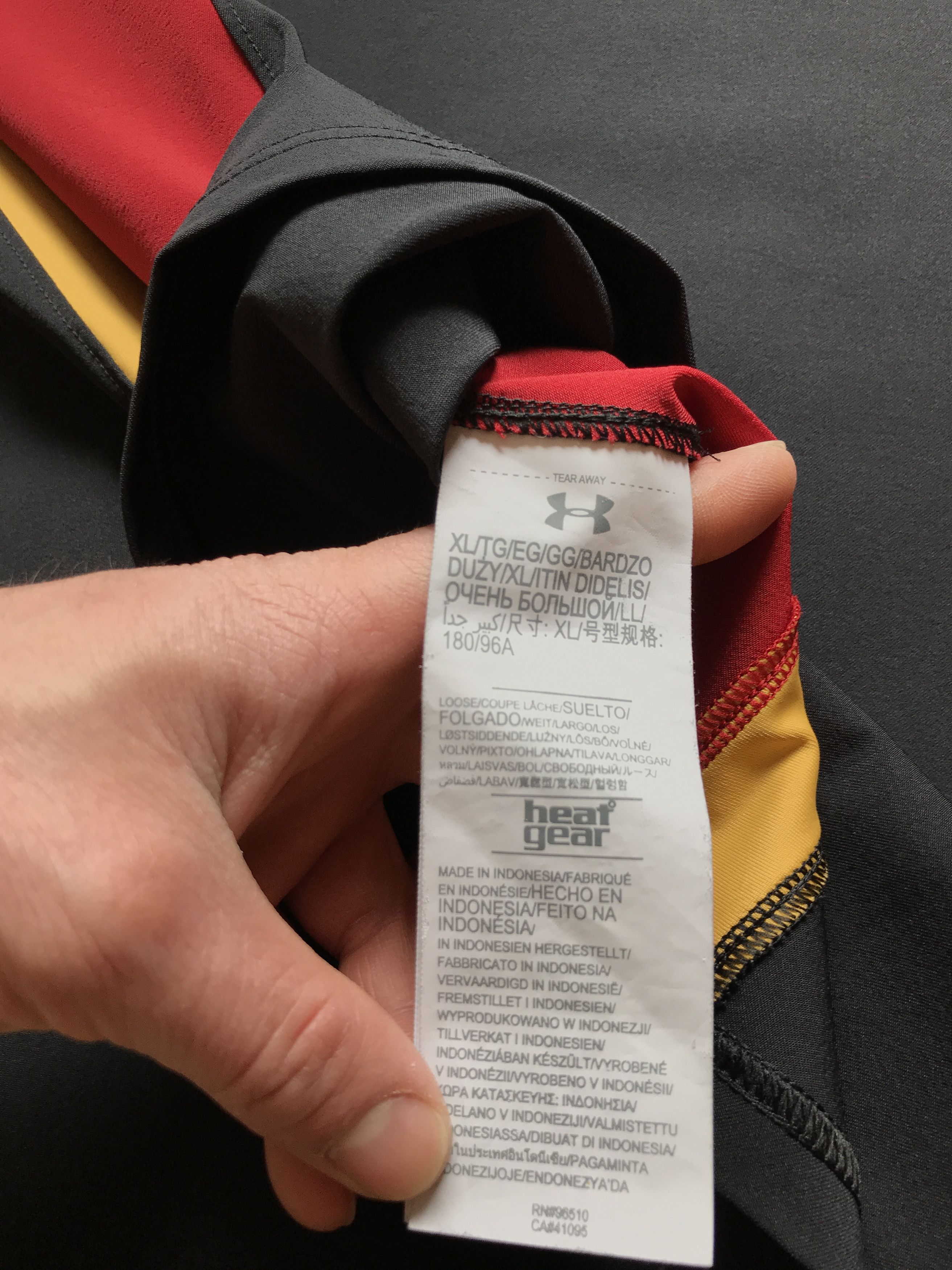 Under Armour × Vintage Under Armour Wales Rugby Union Home Jersey Size US XL / EU 56 / 4 - 8 Thumbnail