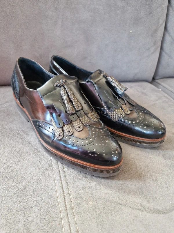 Other Elegant Maripé Shoes Genuine Leather Brogues Italian Size US 7.5 / IT 37.5 - 1 Thumbnail
