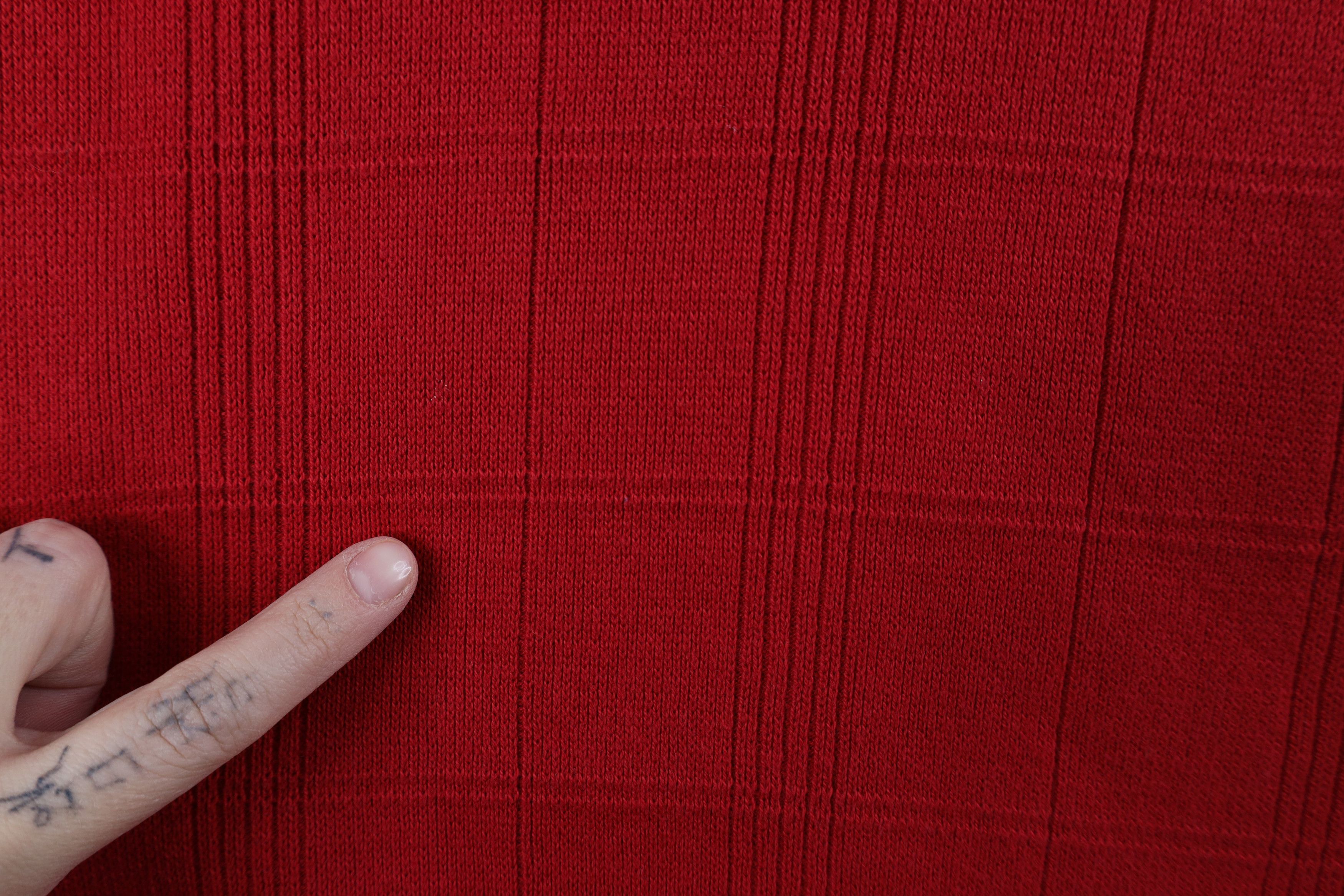 Vintage Vintage 90s Streetwear Checkered Knit Sweater Vest Red Size US M / EU 48-50 / 2 - 4 Thumbnail
