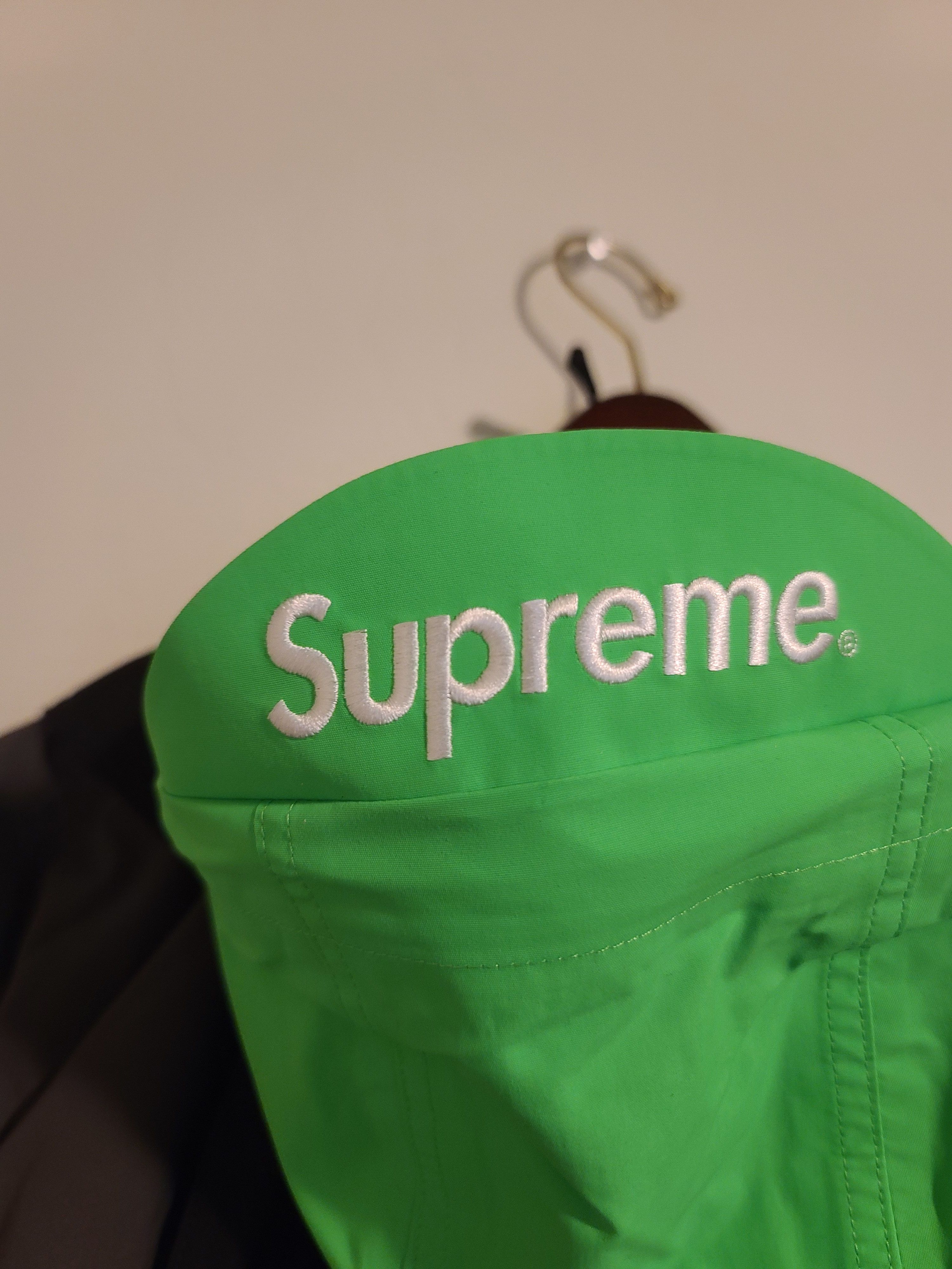 Supreme × The North Face RTG lime jacket + vest Size US M / EU 48-50 / 2 - 7 Thumbnail