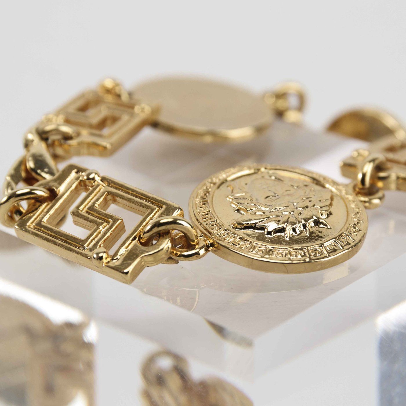 Versace Vintage Gianni Versace Medusa Head Coin Bracelet Size ONE SIZE - 8 Thumbnail