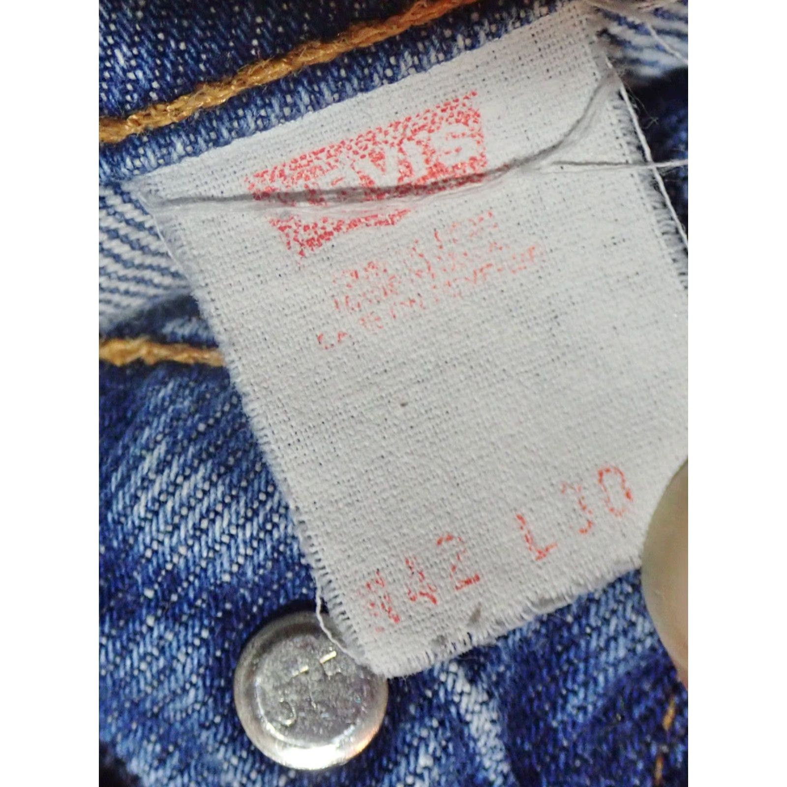 Levi's VINTAGE Levi's 517 Jeans Bootcut Denim 42x30 USA 90s Orange Tab 5-Pocket Distressed High Rise Mens Size US 42 / EU 58 - 4 Thumbnail