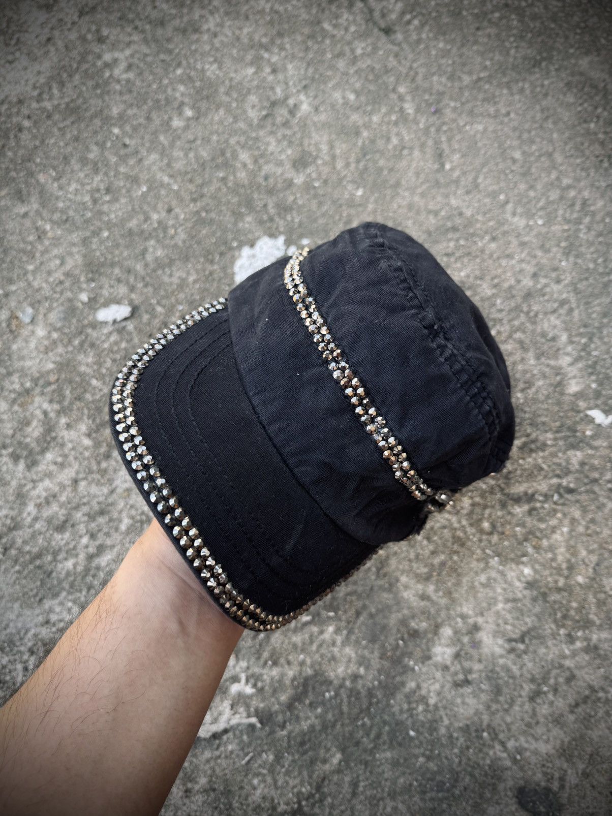 KMRii Vkei 2000s Styled England Zipper Studded Hats Size ONE SIZE - 4 Thumbnail