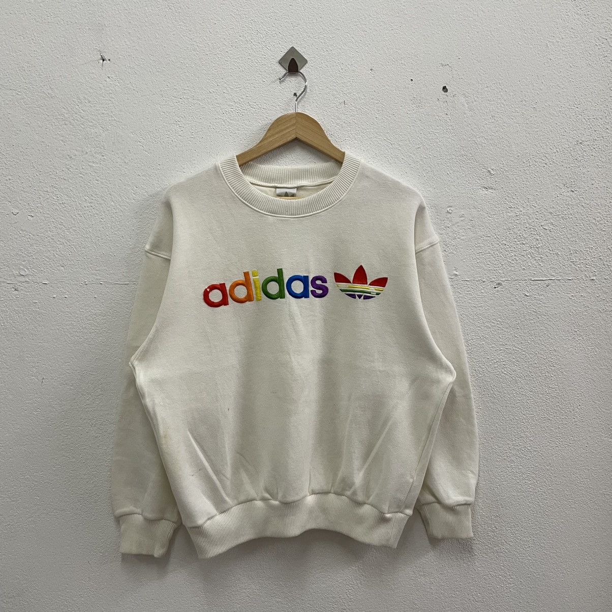 Adidas × Vintage 🔥Vintage Adidas Embroidered Multicolour Logo Sweatshirts Size US M / EU 48-50 / 2 - 1 Thumbnail