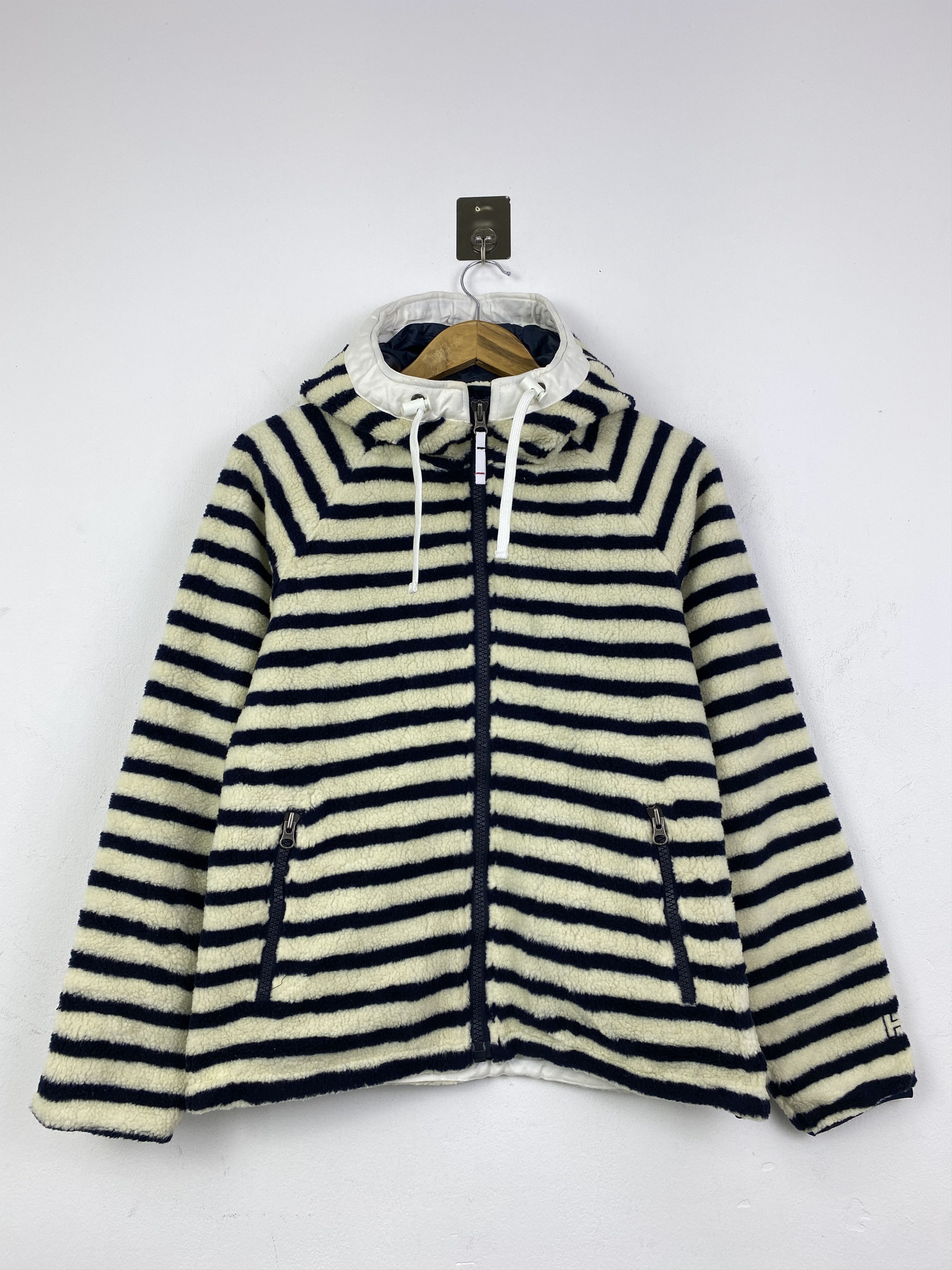 Helly Hansen Vintage Helly Hansen Nautical Stripe Parka Jacket JA0237 Size US L / EU 52-54 / 3 - 1 Thumbnail