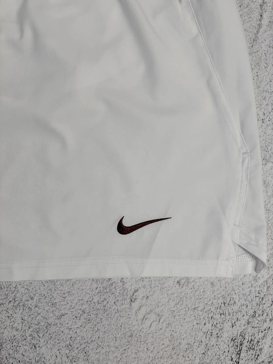 Nike Manchester United 2000s Nike Football Vintage Shorts Size US 36 / EU 52 - 5 Thumbnail