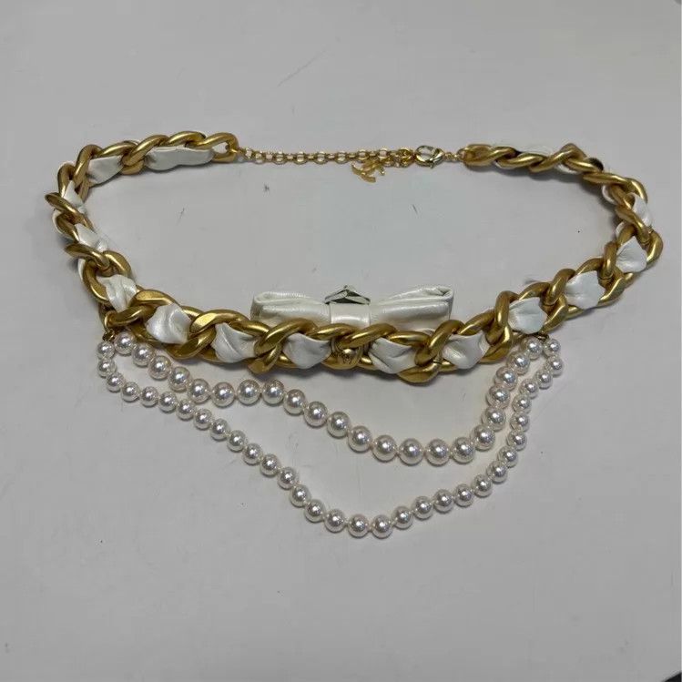 Chanel Chanel White Leather Chain Bow Logo Waist Chain Size ONE SIZE - 2 Thumbnail