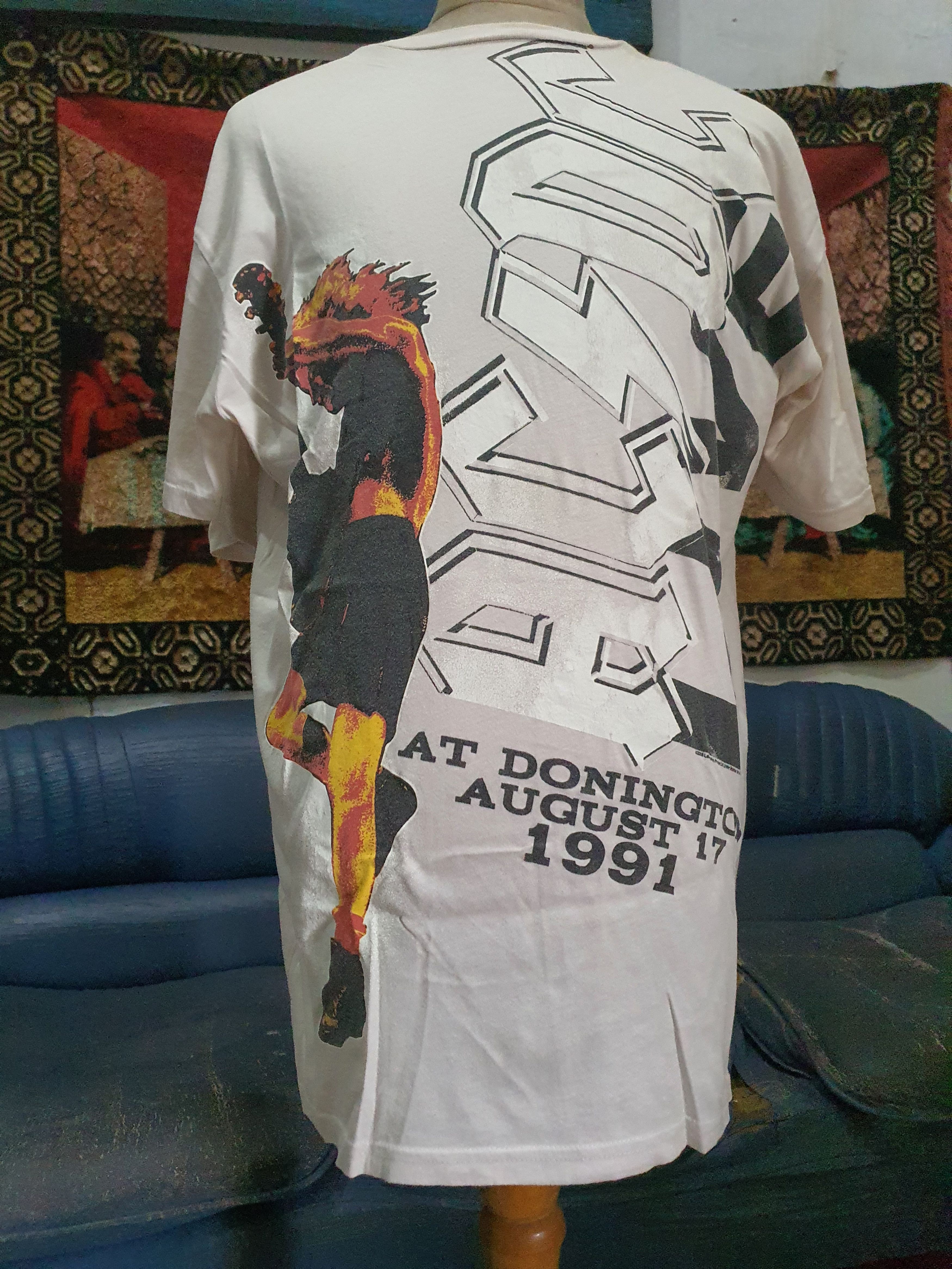 AC/DC Acdc XL Red Hot Chili Peppers Nine inch Nails Slipknot Size US XL / EU 56 / 4 - 3 Thumbnail