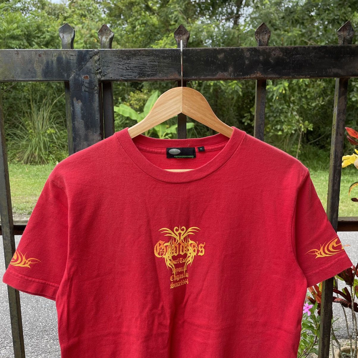 Vintage 🔥Vintage 00s Team Goddess Surf Team Surf Skate Wear Tee Size US M / EU 48-50 / 2 - 4 Thumbnail
