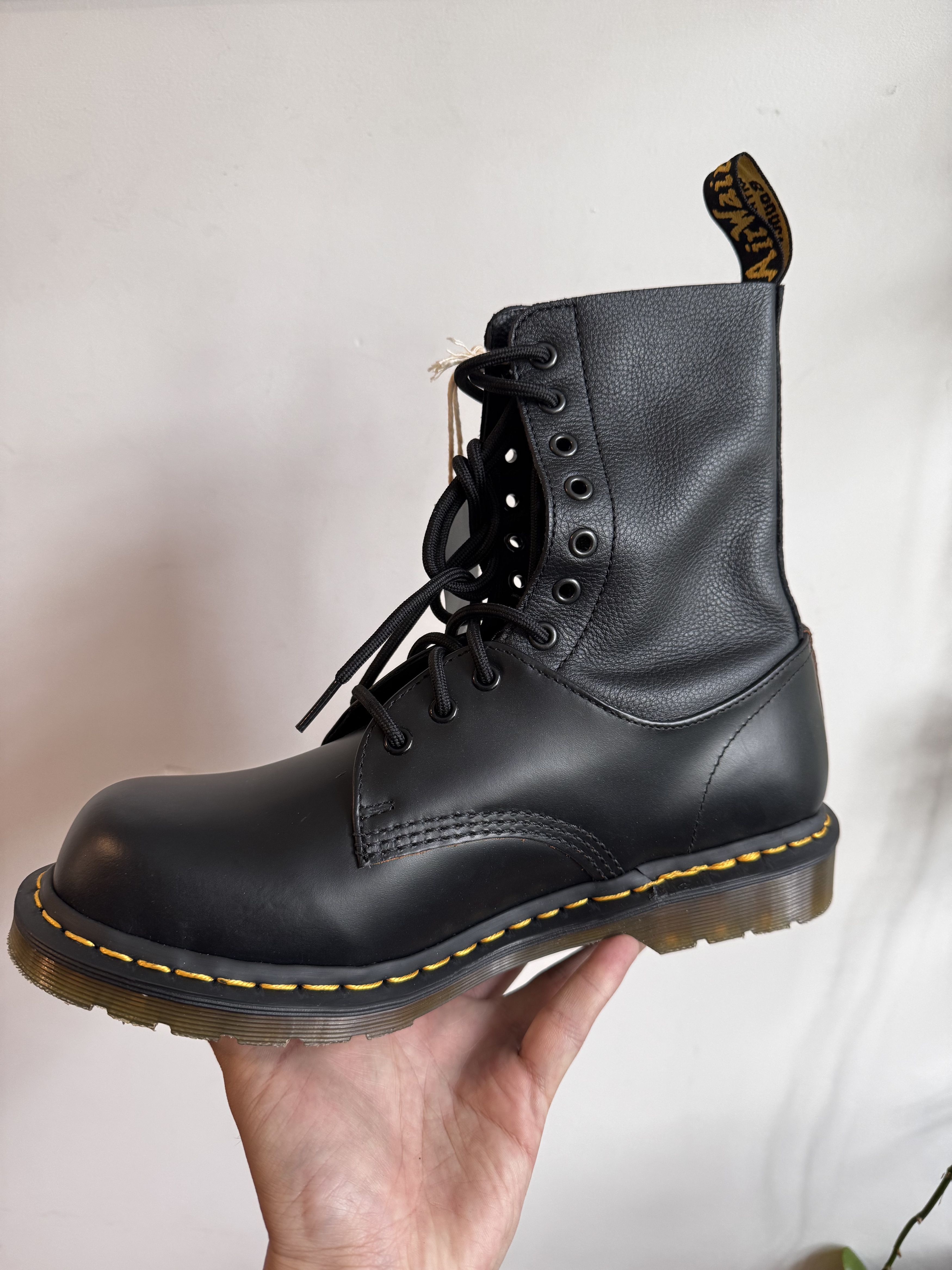 Dr. Martens × MM6 Dr Martens x MM6 Boots Size US10 Size US 10 / EU 43 - 8 Thumbnail