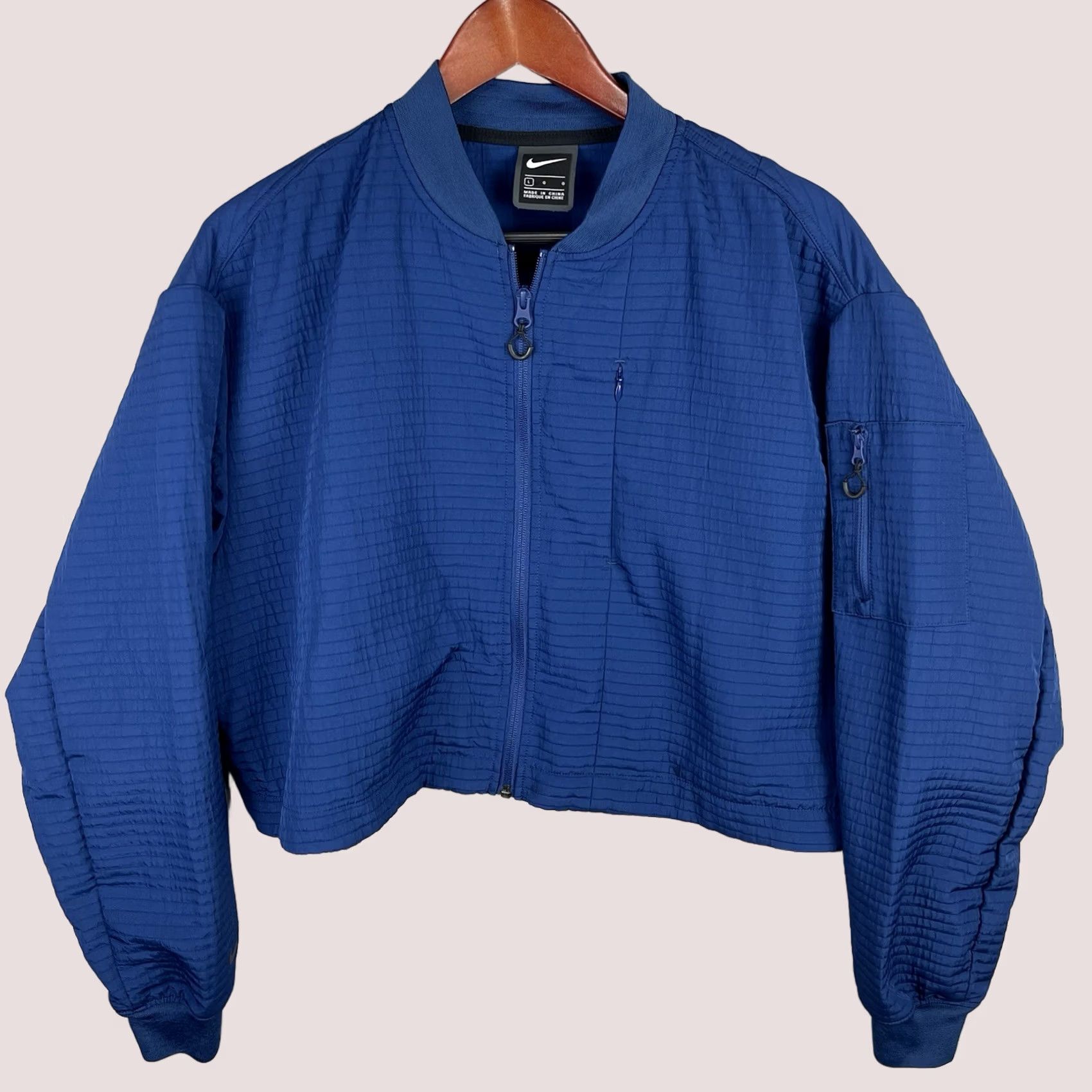 Nike Nike Bomber Jacket Women L Sportswear Tech Pack City Navy BV4741-407 Size L / US 10 / IT 46 - 1 Thumbnail