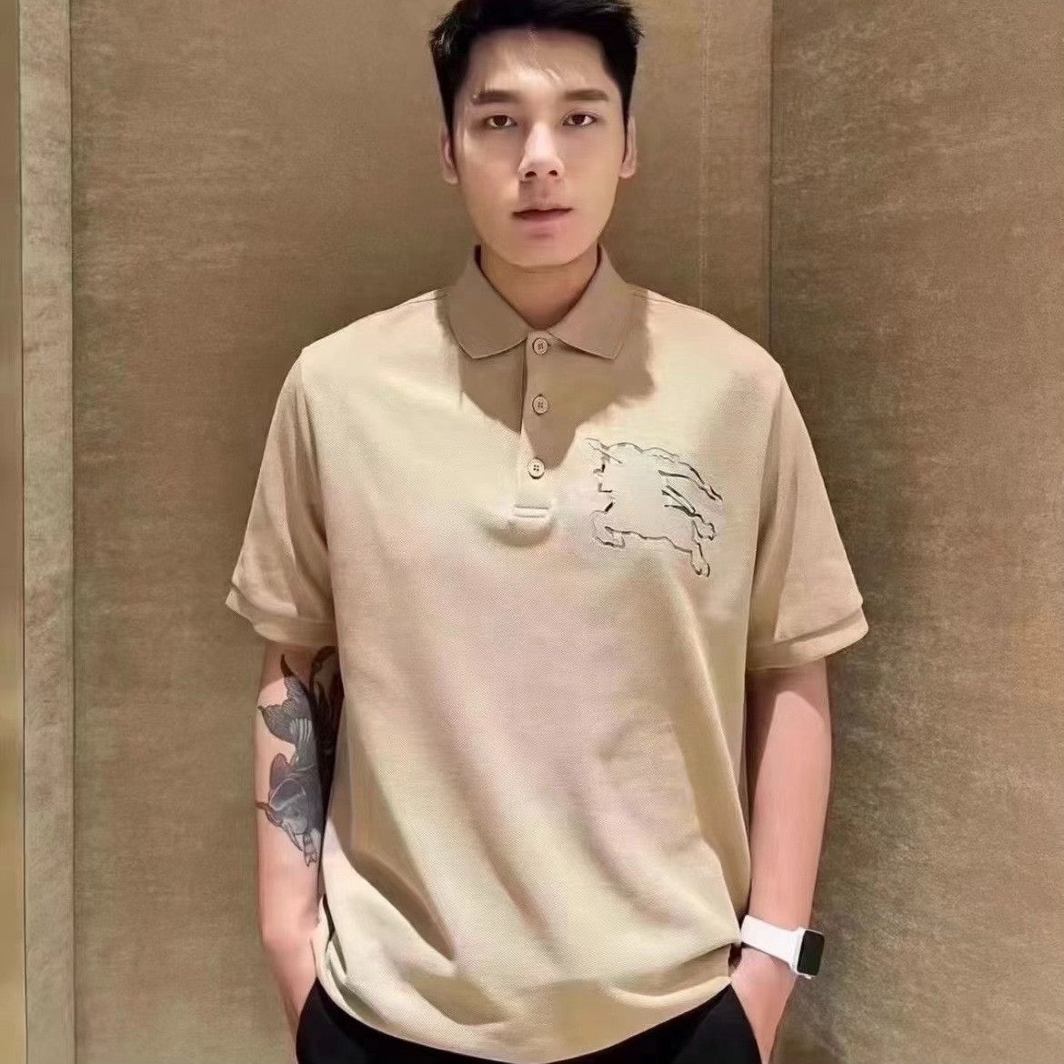 Burberry Burberry Beige Polo xl Men Size US XL / EU 56 / 4 - 1 Thumbnail