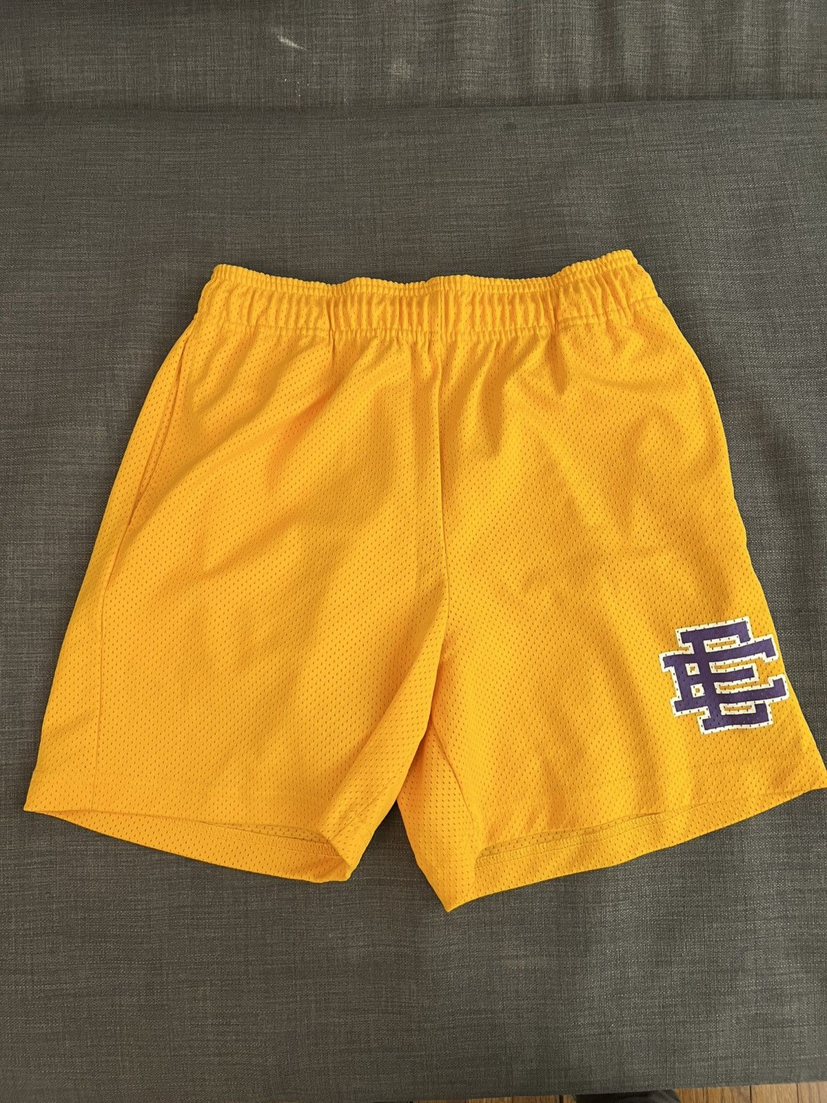 Eric Emanuel Eric emanuel lakers yellow purple shorts large Size US 33 - 1 Thumbnail