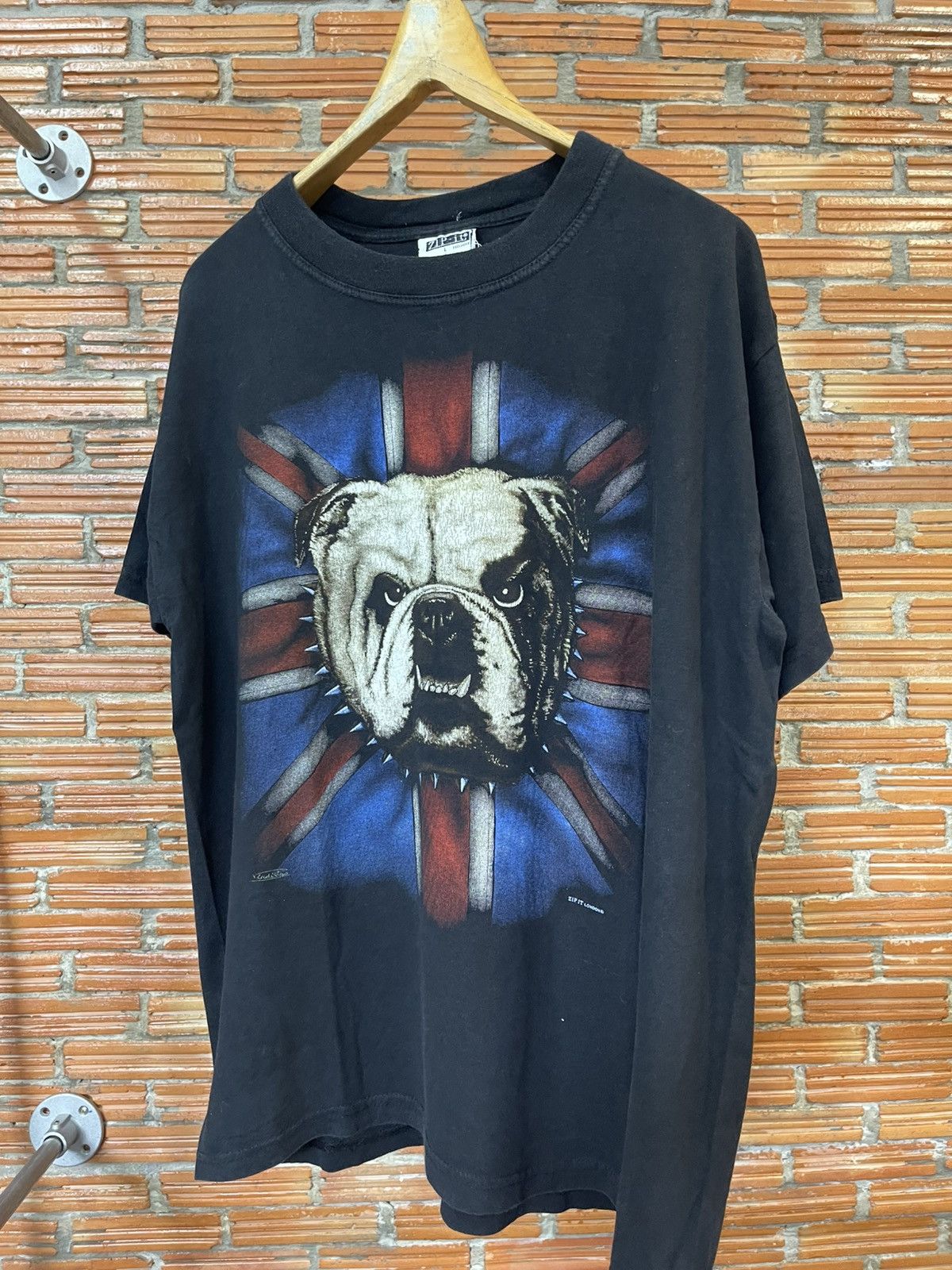 Vintage Vintage English Bull Dogs 90s T shirt L Size US L / EU 52-54 / 3 - 1 Thumbnail