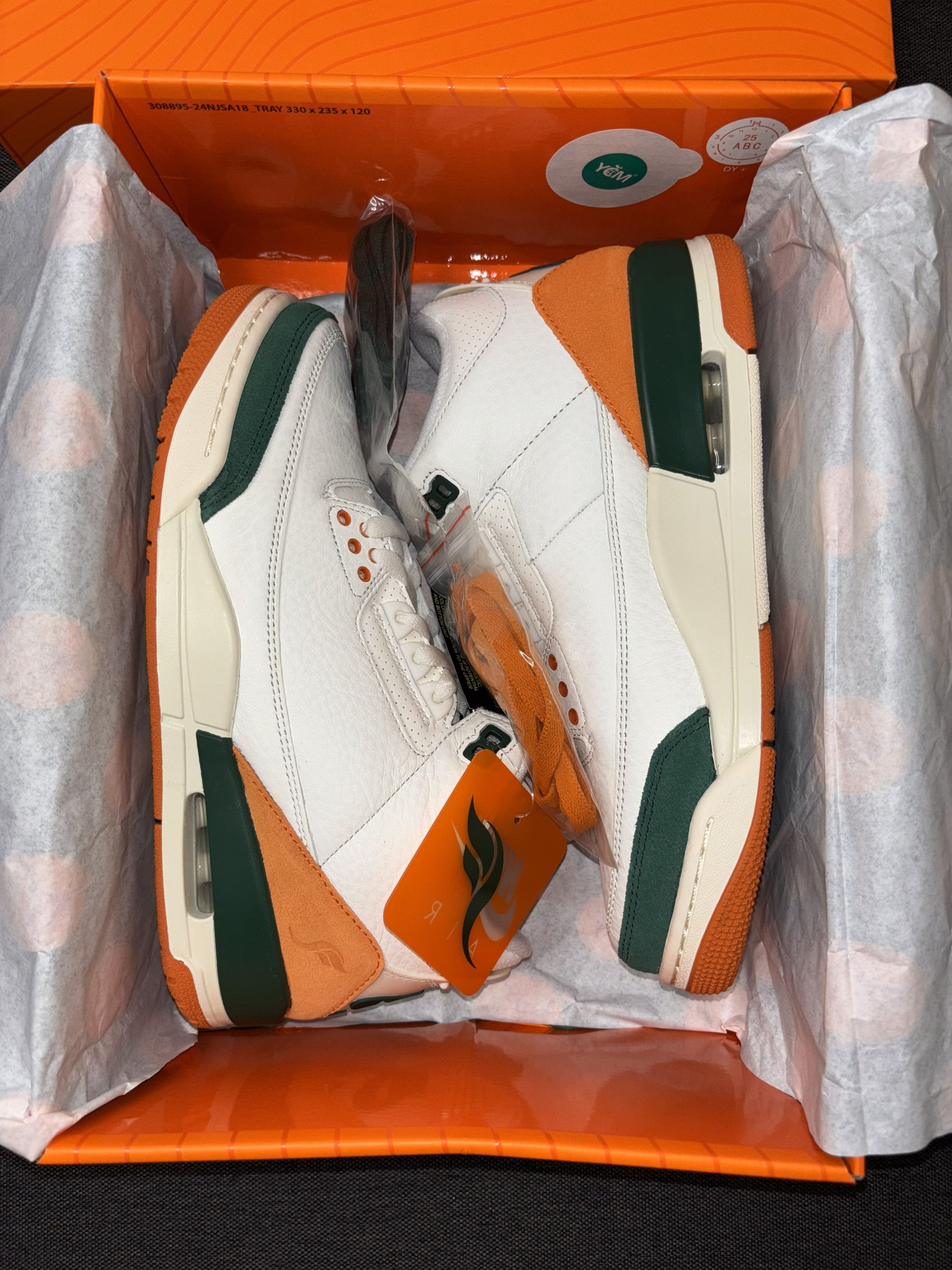 Jordan Brand Nike Air Jordan 3 Retro OG SP SoleFly Miami 7.5 IF4491-100 Size US 7.5 / EU 40-41 - 6 Thumbnail