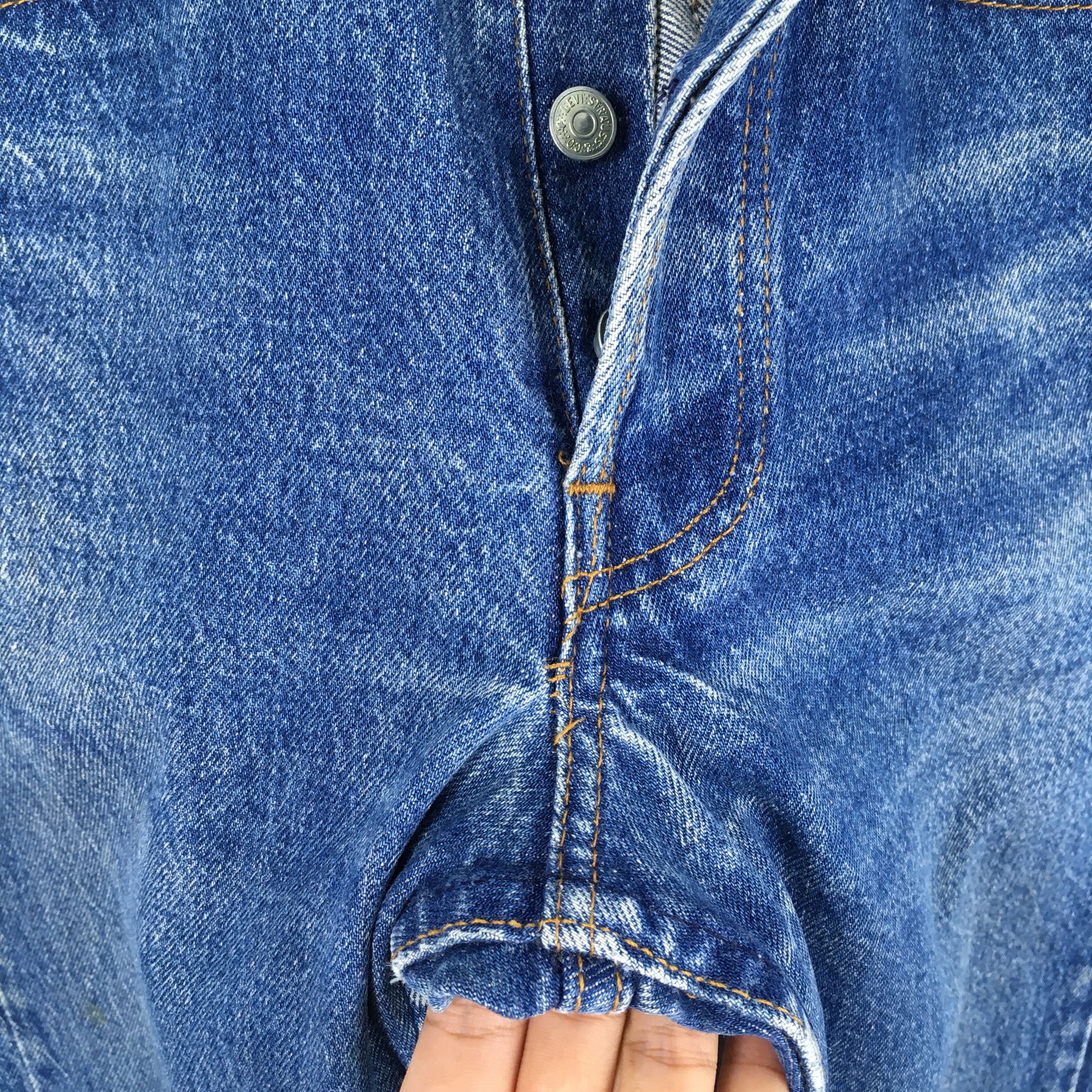 Levi's Size 26x30 Vintage 90s Levi's 501 Faded Blue Jeans S874 Size 26" / US 2 / IT 38 - 7 Thumbnail