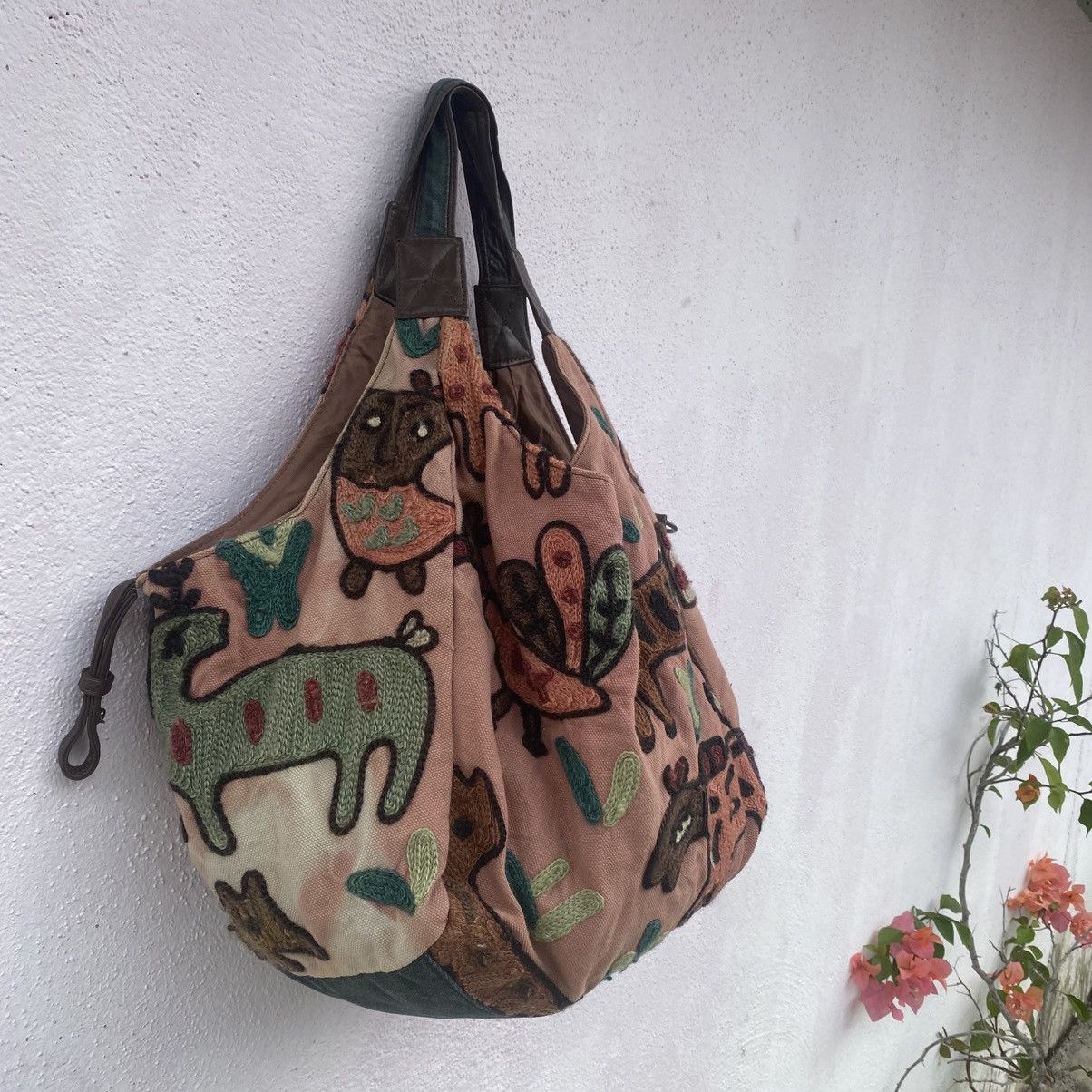 Japanese Brand Hippies Wild Life Embroidery Cotton Bag KAPITAL STYLE Size ONE SIZE - 2 Thumbnail