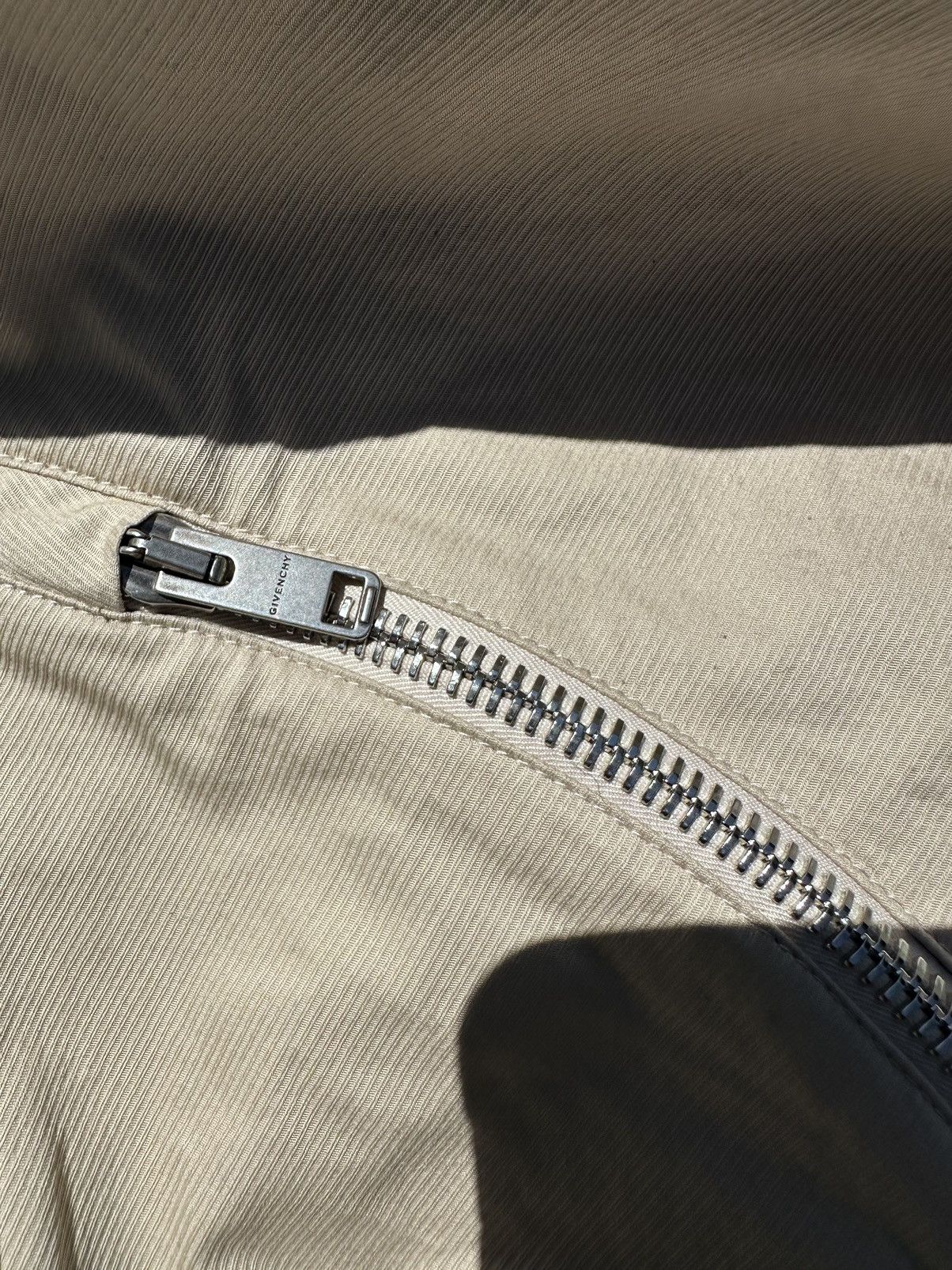 Givenchy Givenchy Rtw Spring 21 Look 38 zip pants sz56 aircut Size US 37 - 14 Thumbnail