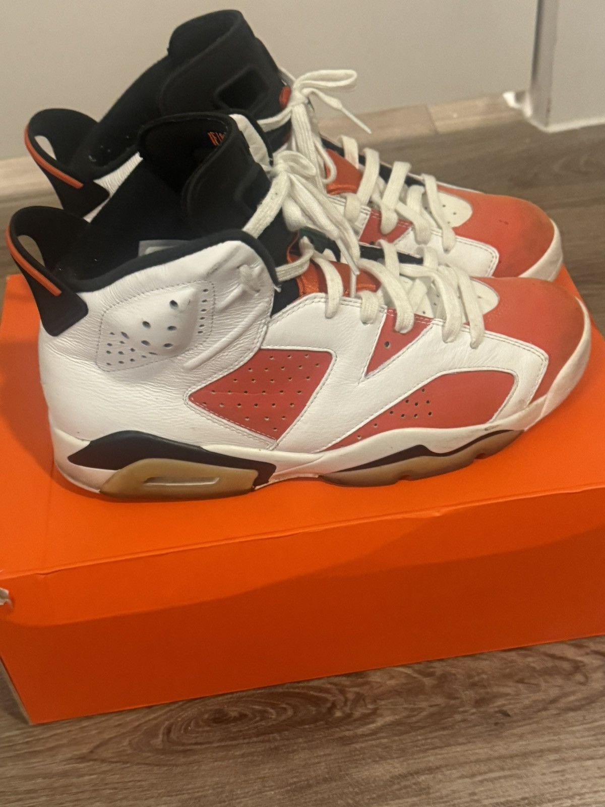 Jordan Brand Gatorade retro 6s Size US 9.5 / EU 42-43 - 2 Thumbnail