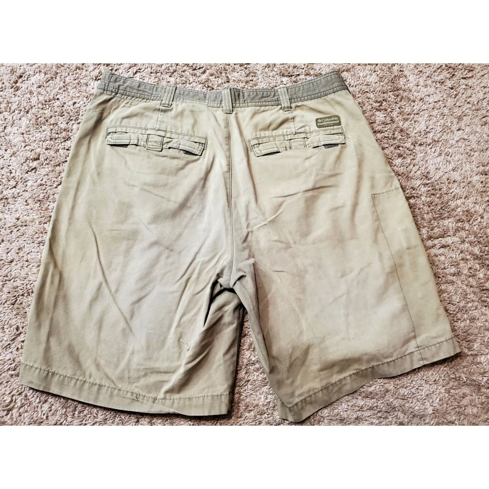 Vintage Columbia Cargo Shorts Mens Size 38 Inseam 10 Beige Khaki Pockets Casual Outdoor Cotton Knit Front Flat Front Regular Size US 38 / EU 54 - 5 Thumbnail