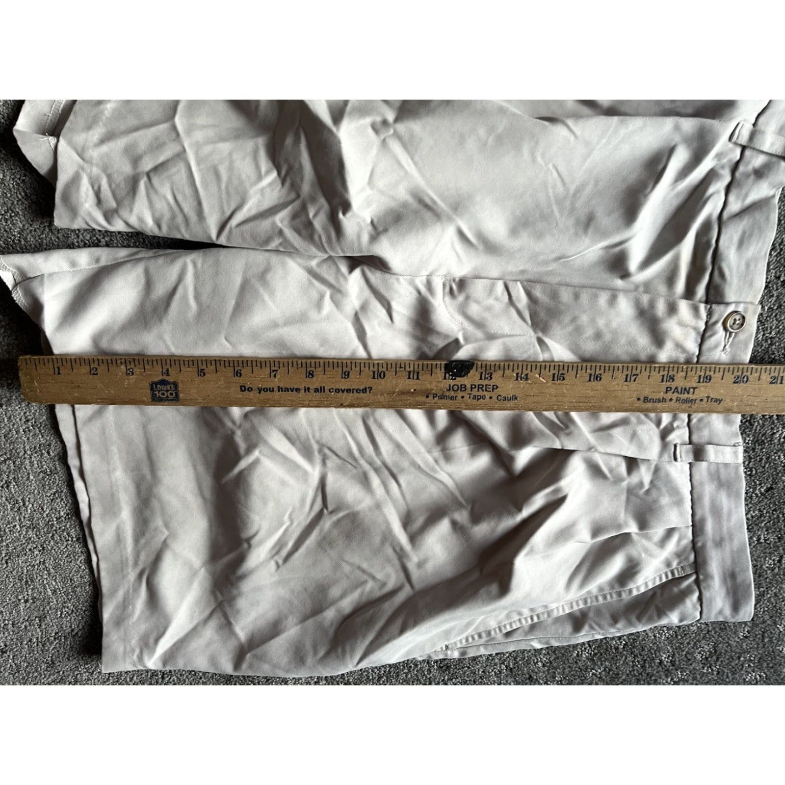 Izod Izod Golf Shorts Mens 38 Beige Pleated Front Solid Chino Size US 38 / EU 54 - 4 Thumbnail
