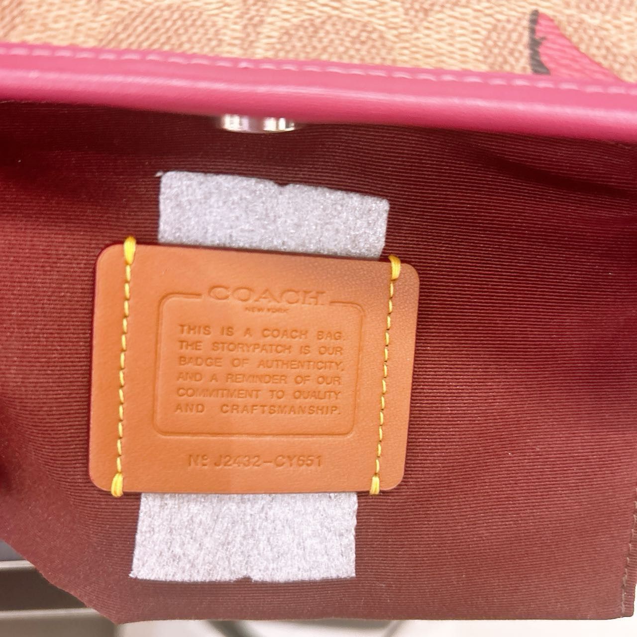 Coach City Bucket Bag In Signature Canvas With Bow Print CY651 Size ONE SIZE - 6 Thumbnail
