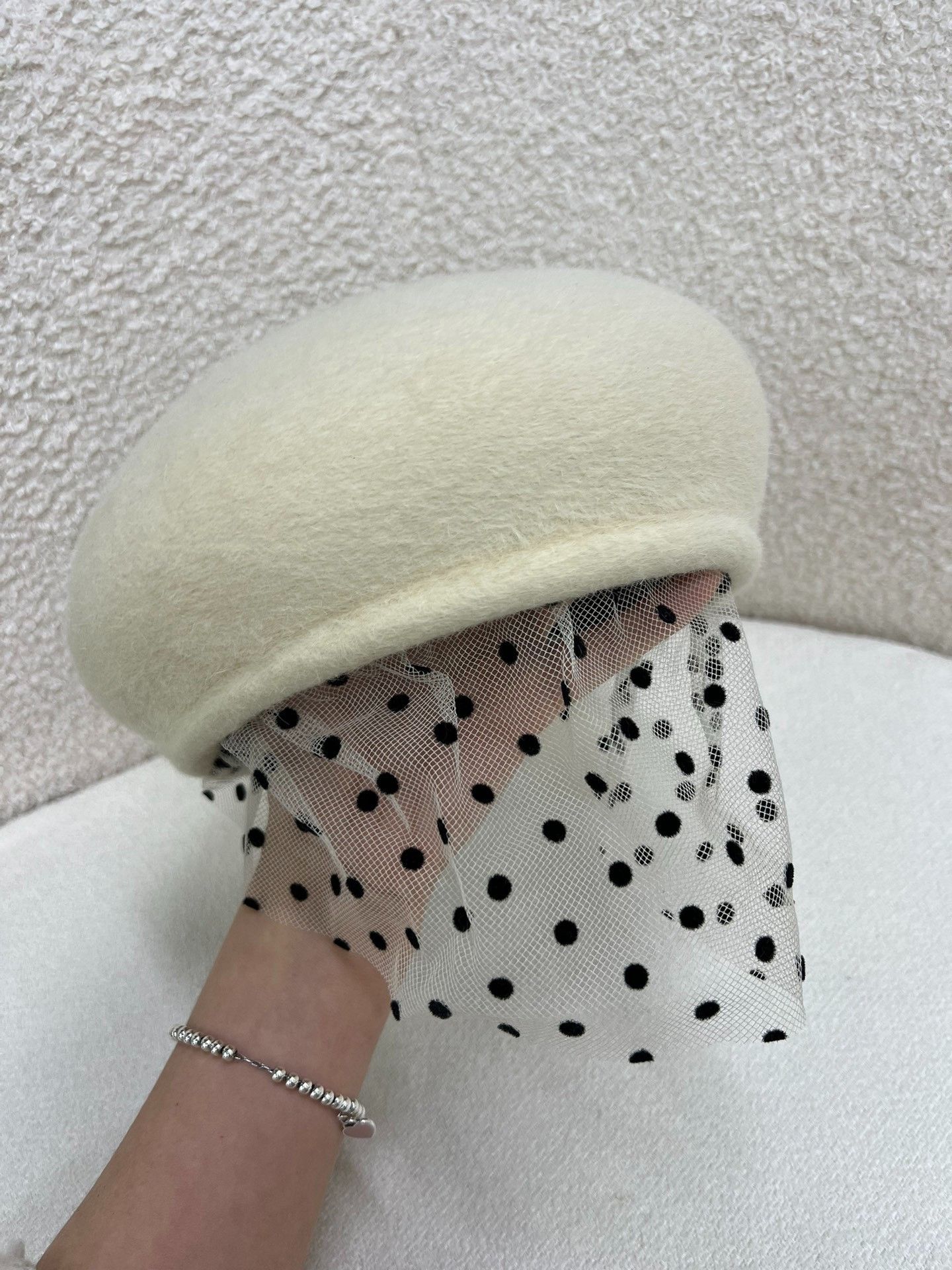 Maison Michel Maison Michel White Tulle Beret Size ONE SIZE - 1 Thumbnail