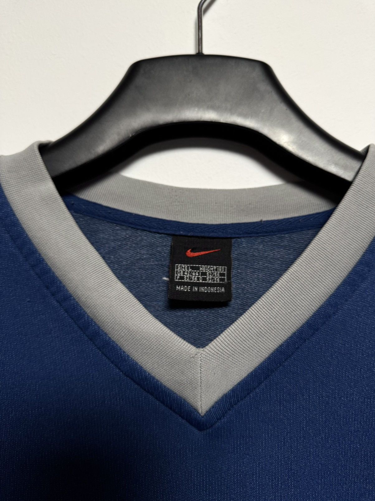 Nike Vintage Nike Center Swoosh Pullover 90s Sweatshirt Y2K Size US L / EU 52-54 / 3 - 6 Thumbnail
