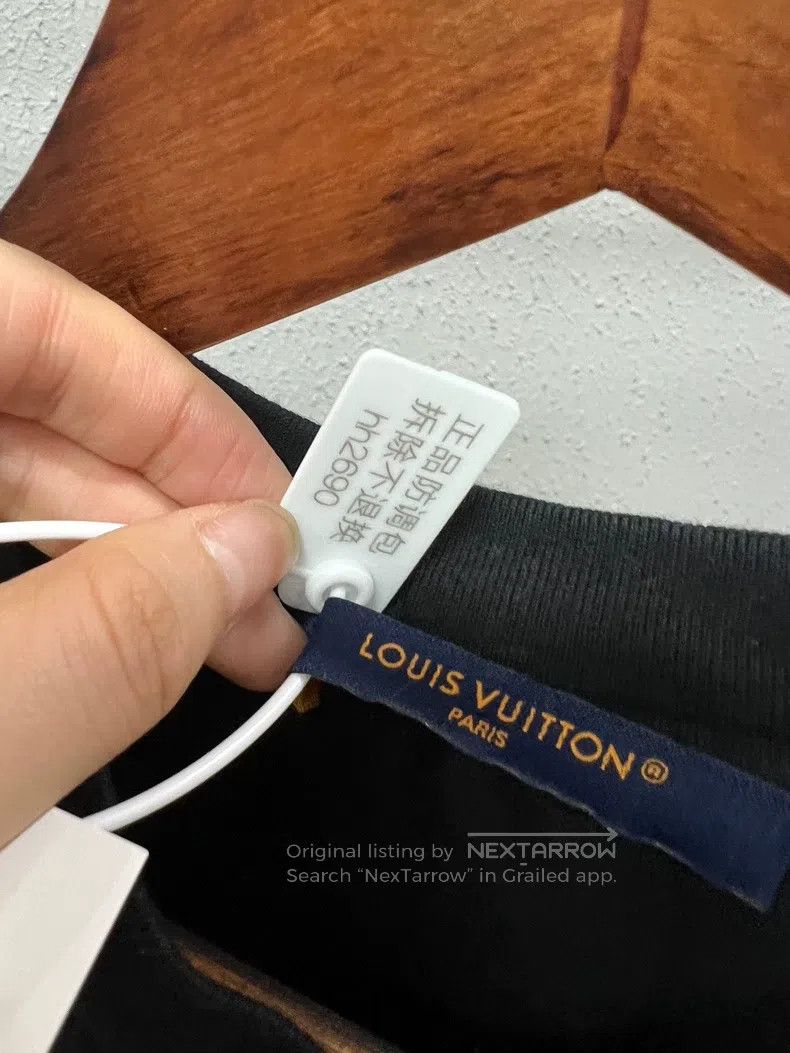 Louis Vuitton Louis Vuitton Tyler Dog Short Sleeves Size US S / EU 44-46 / 1 - 5 Thumbnail