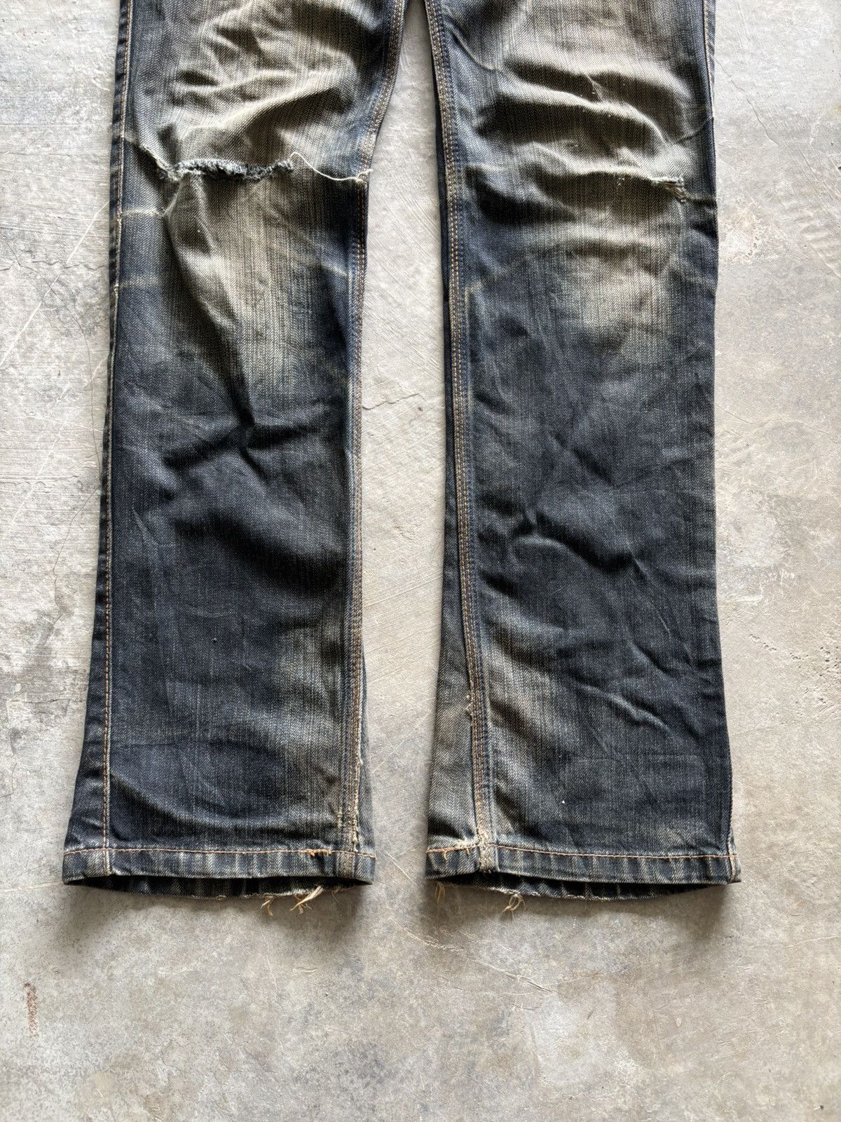 Japanese Brand FLARE DISTRESSED NICOLE CLUB FOR MEN RUSTY WASHED JAPANESE Size US 30 / EU 46 - 18 Thumbnail