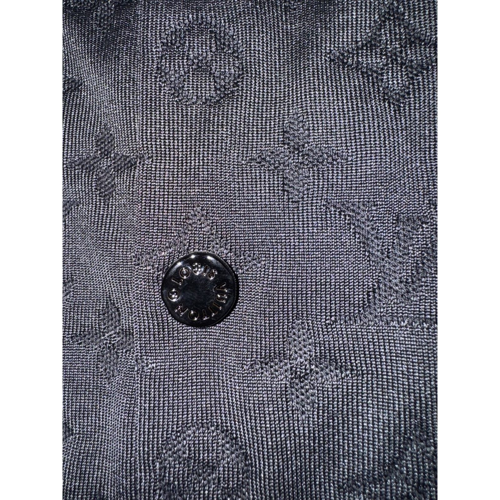 Louis Vuitton Louis Vuitton NBA Monogram Black Logo Buttoned Shirt Short Size US L / EU 52-54 / 3 - 13 Thumbnail