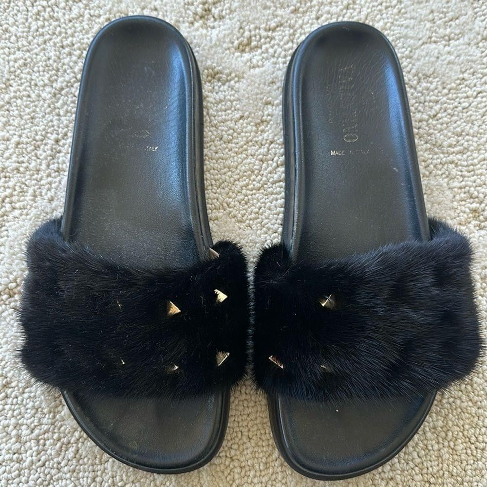 Valentino Valentino Garavani Rockstud Mink Fur Slide Sandal Size 9 Size US 9 / IT 39 - 7 Thumbnail