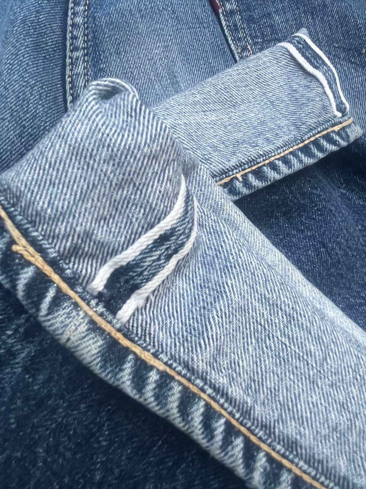 Levi's Vintage 2005 Levis 501 E 1937 Selvedge Denim Size US 31 - 16 Thumbnail