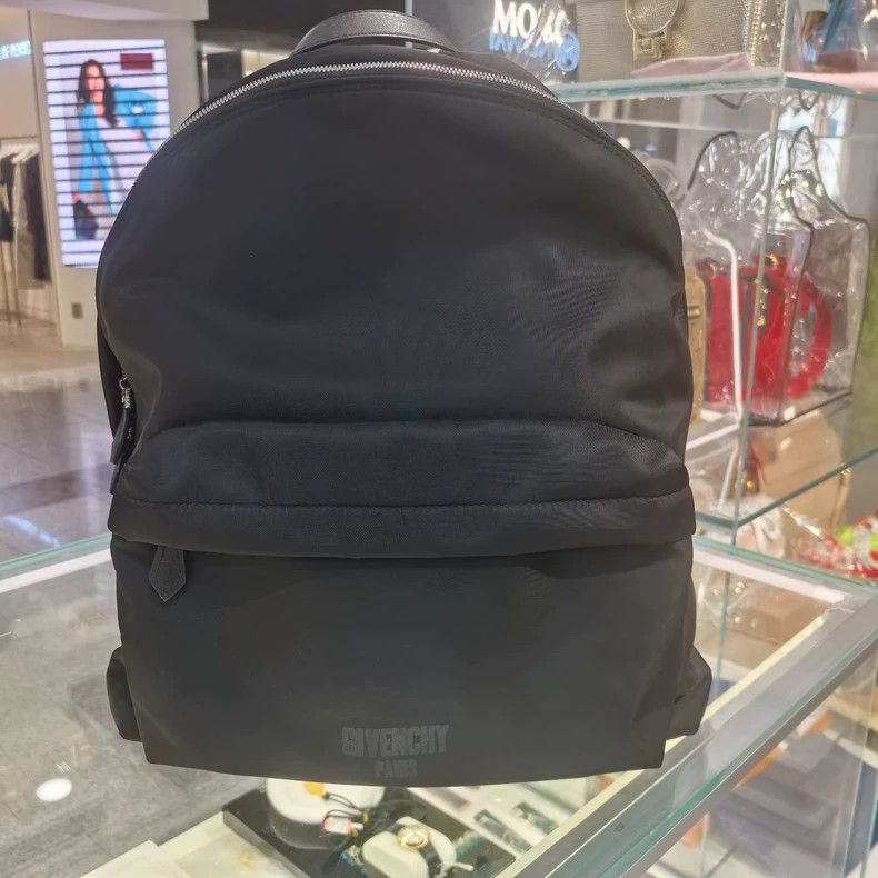 Givenchy Givenchy Black backpack with star embroidery, made of nylo Size ONE SIZE - 1 Thumbnail