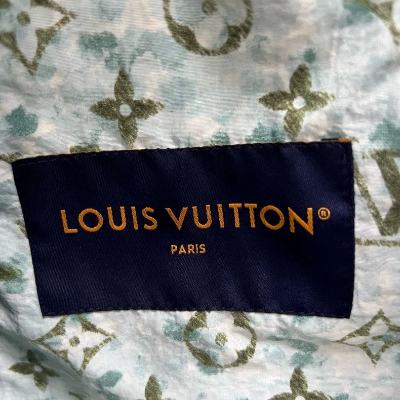 Louis Vuitton Louis Vuitton Blue hooded jacket with full logo jacket 2501 Size US S / EU 44-46 / 1 - 5 Thumbnail