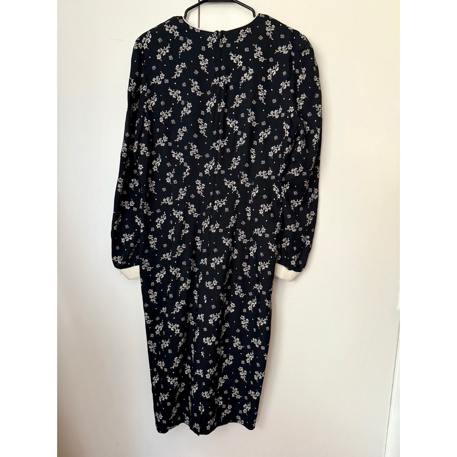 Vintage Vintage Union Made Secretary Black White Floral Dress Med Size M / US 6-8 / IT 42-44 - 2 Thumbnail
