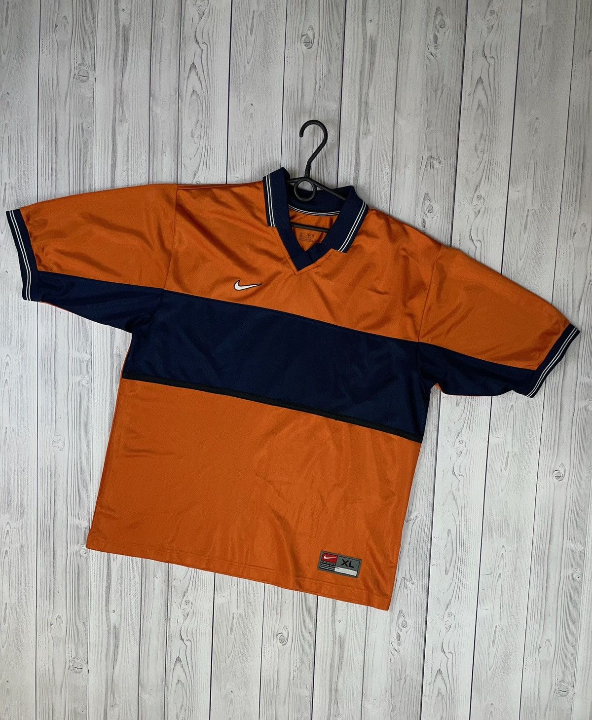 Nike Vintage nike jersey polo orange rare size XL Size US XL / EU 56 / 4 - 1 Thumbnail