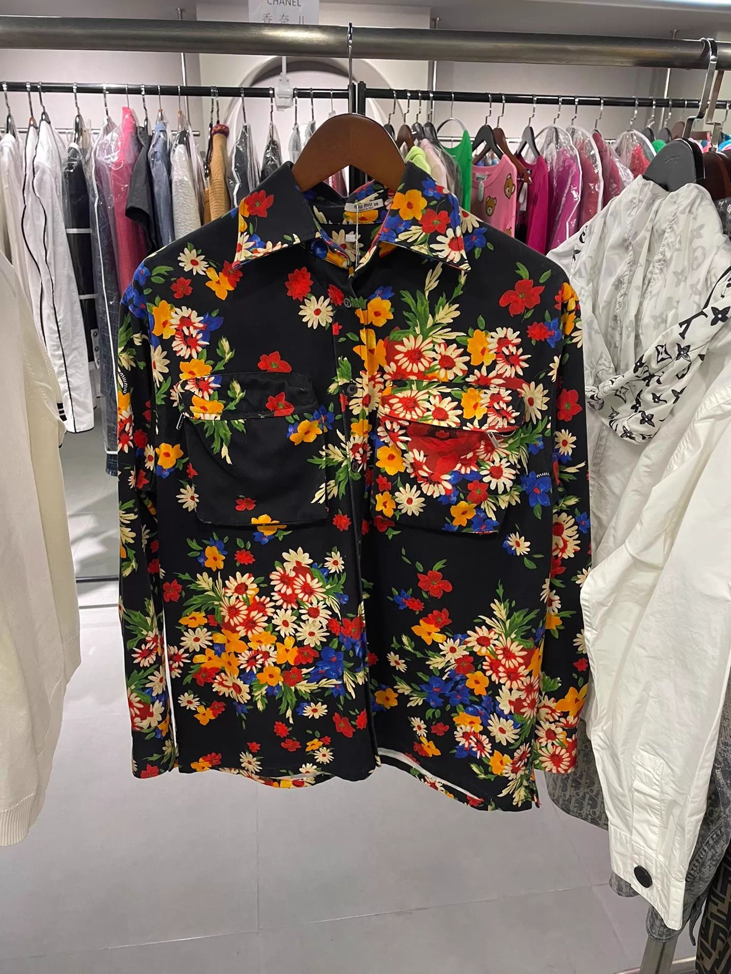 Miu Miu MIU MIU Authentic New Floral Long Sleeve Shirt Jacket Size XS / US 0-2 / IT 36-38 - 1 Thumbnail