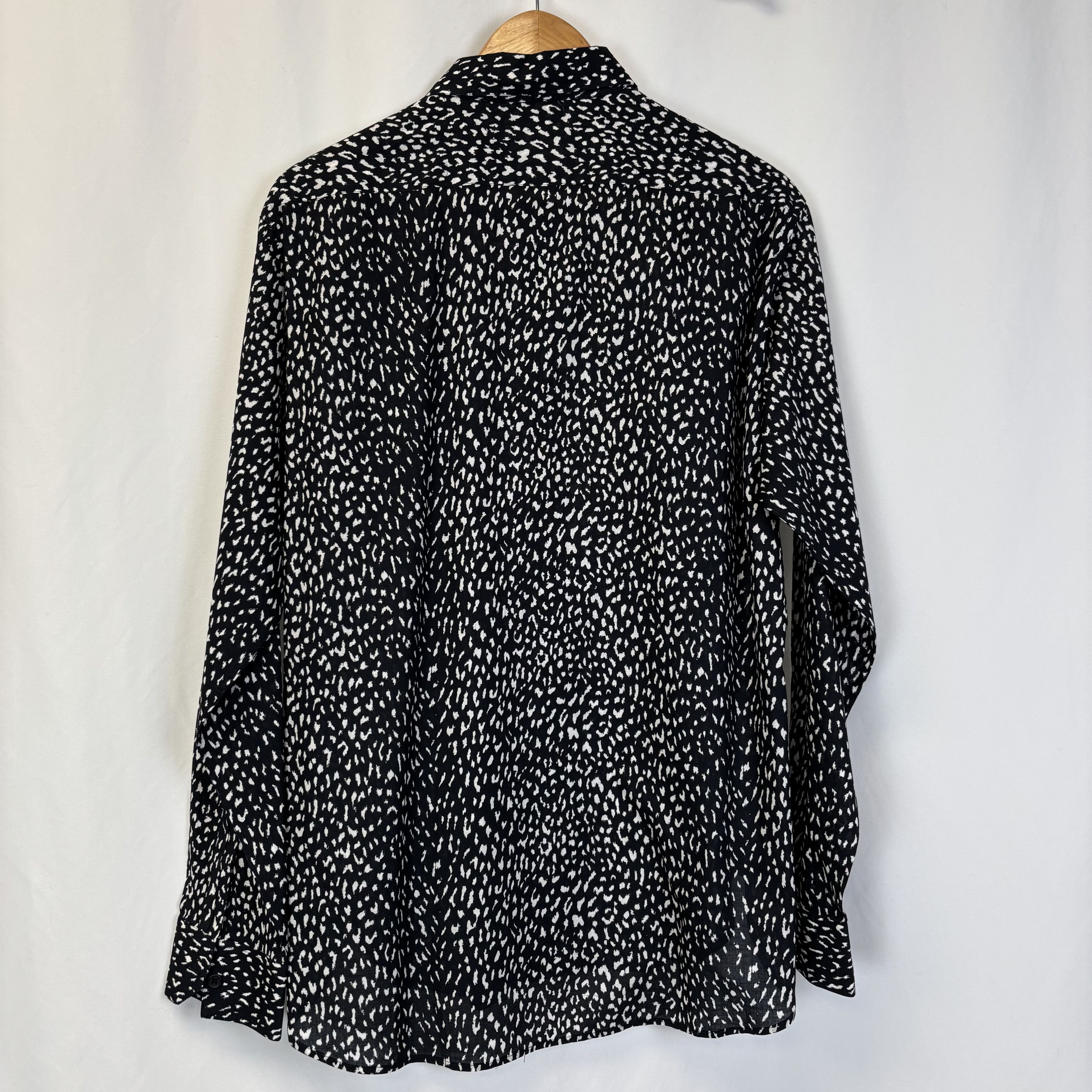 Saint Laurent Paris Saint Laurent Black & White Leopard Shirt Size US XL / EU 56 / 4 - 2 Thumbnail