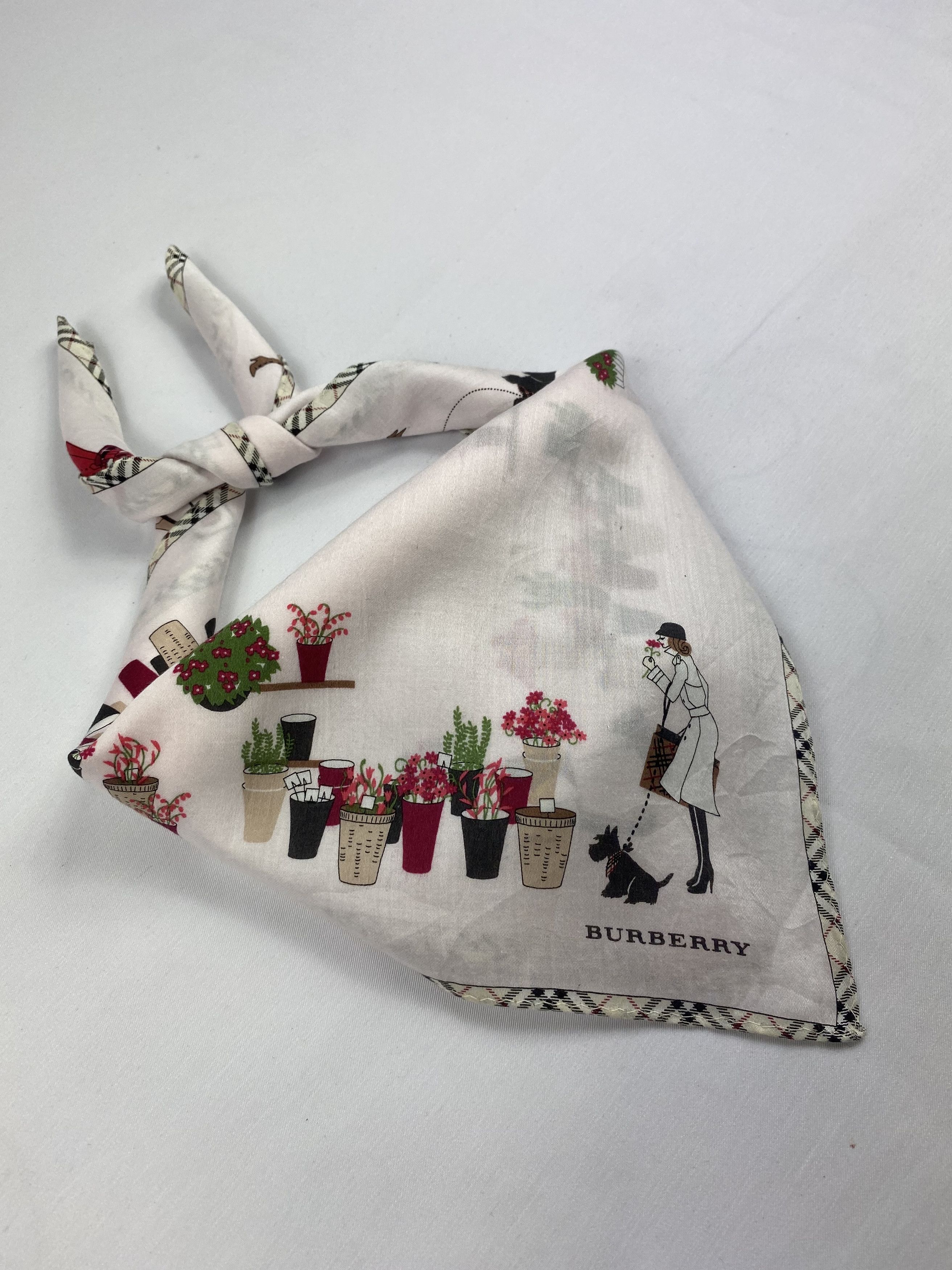 Burberry Burberry Handkerchief / Bandana / Neckerchief Size ONE SIZE - 1 Thumbnail