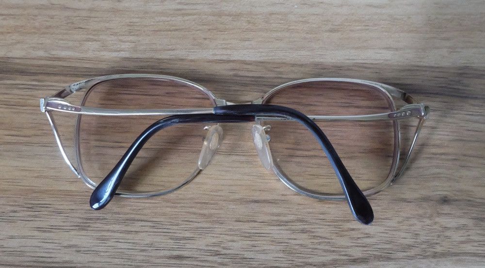Yves Saint Laurent Vintage Yves Saint Laurent Glasses Gold Red Glitter Trim Size ONE SIZE - 9 Thumbnail