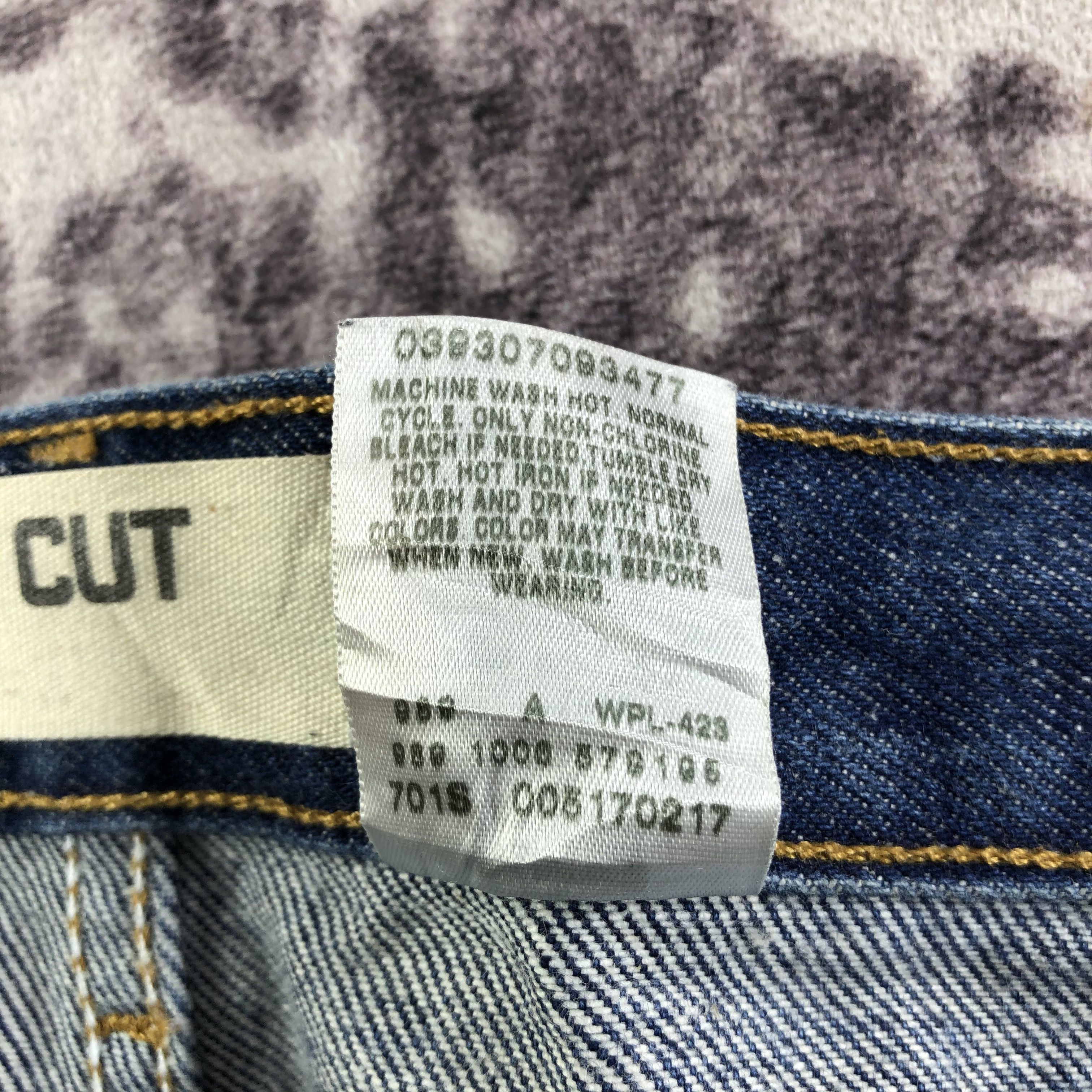 Levi's × Vintage Vintage Blue Wash Levis 517 Flare Jeans-JM3399 Size US 35 - 10 Thumbnail